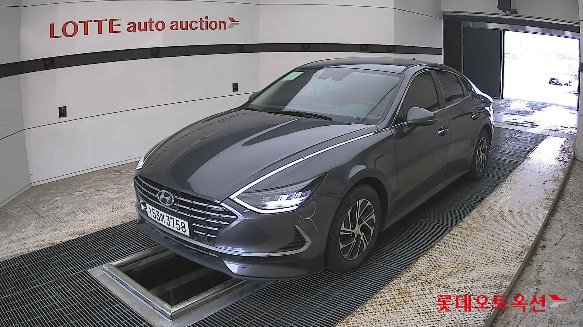 Hyundai Sonata - 3