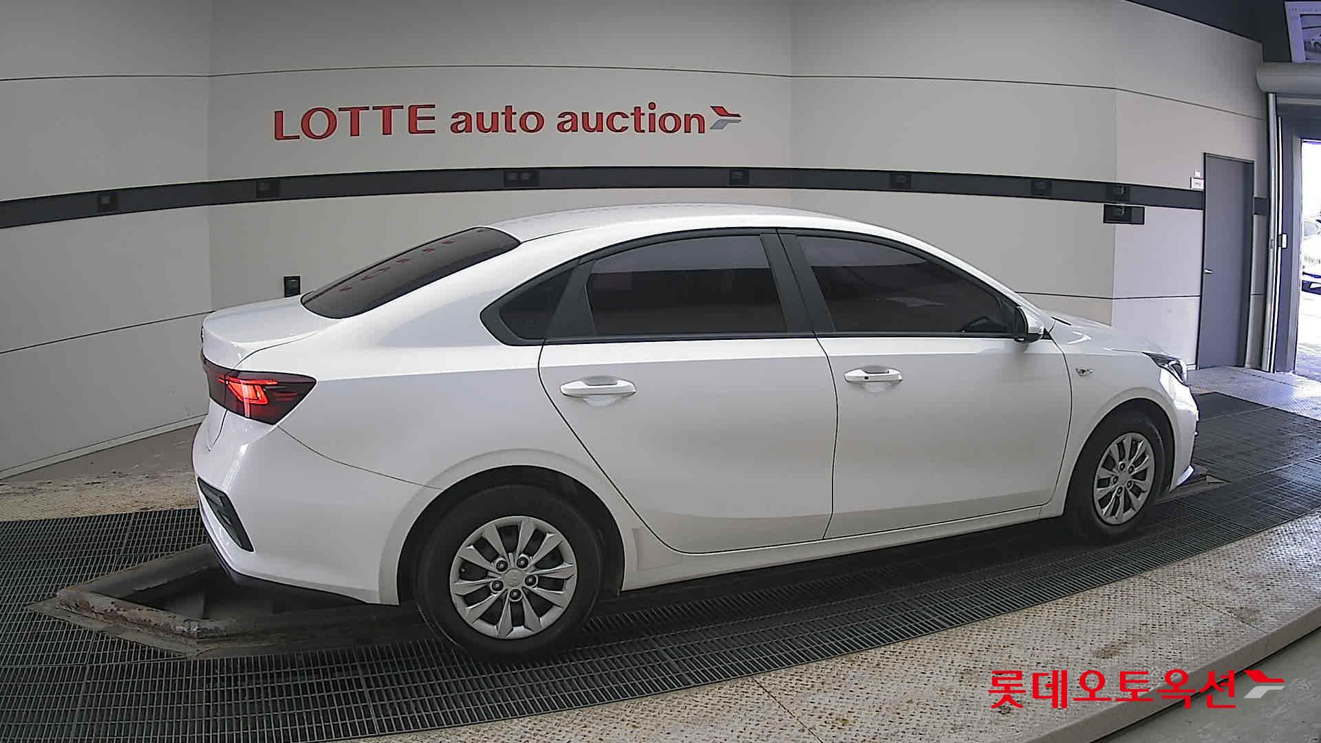 Kia K3 id 3803801 из Кореи 18