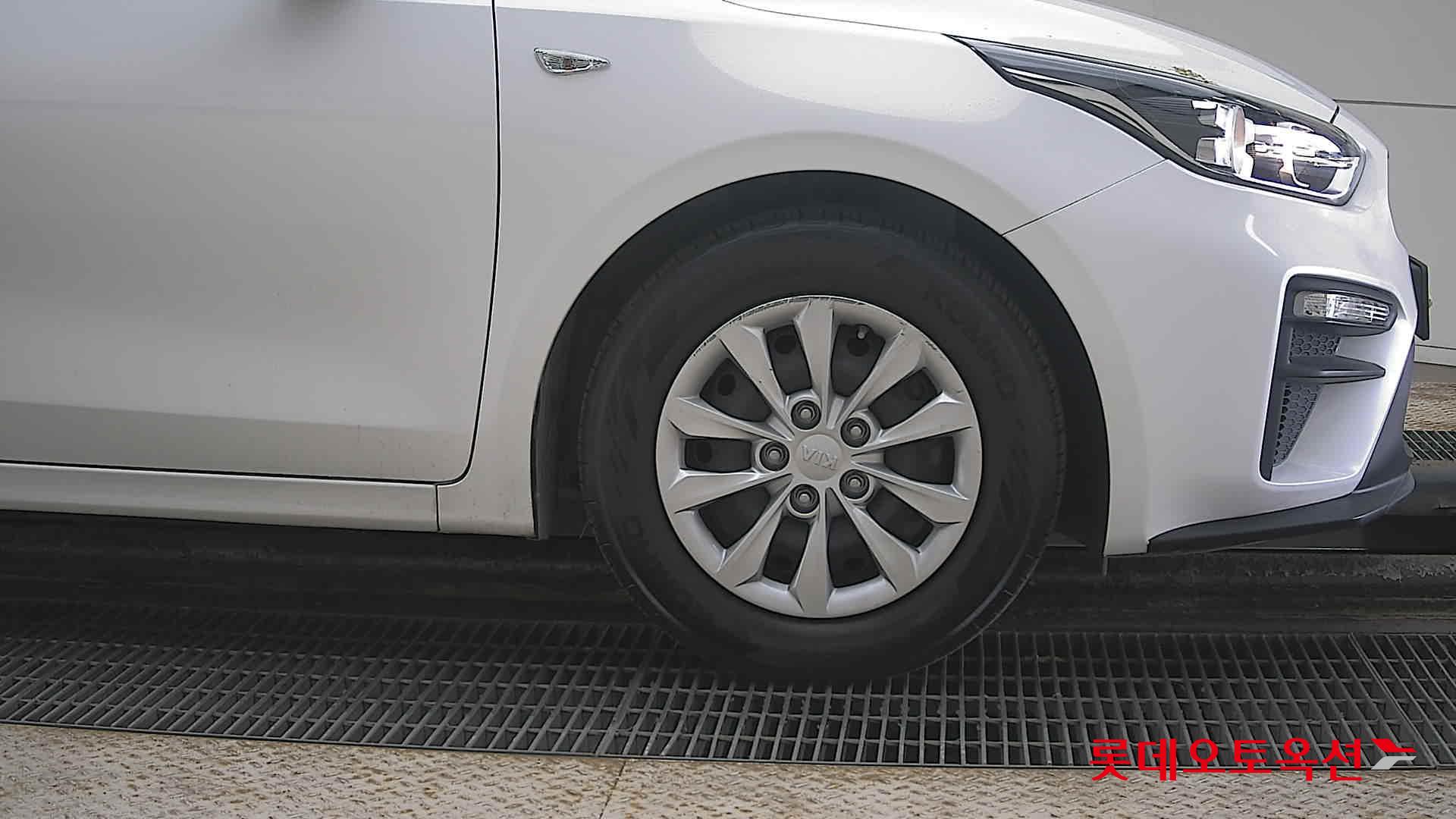 Kia K3 id 3803801 из Кореи 23