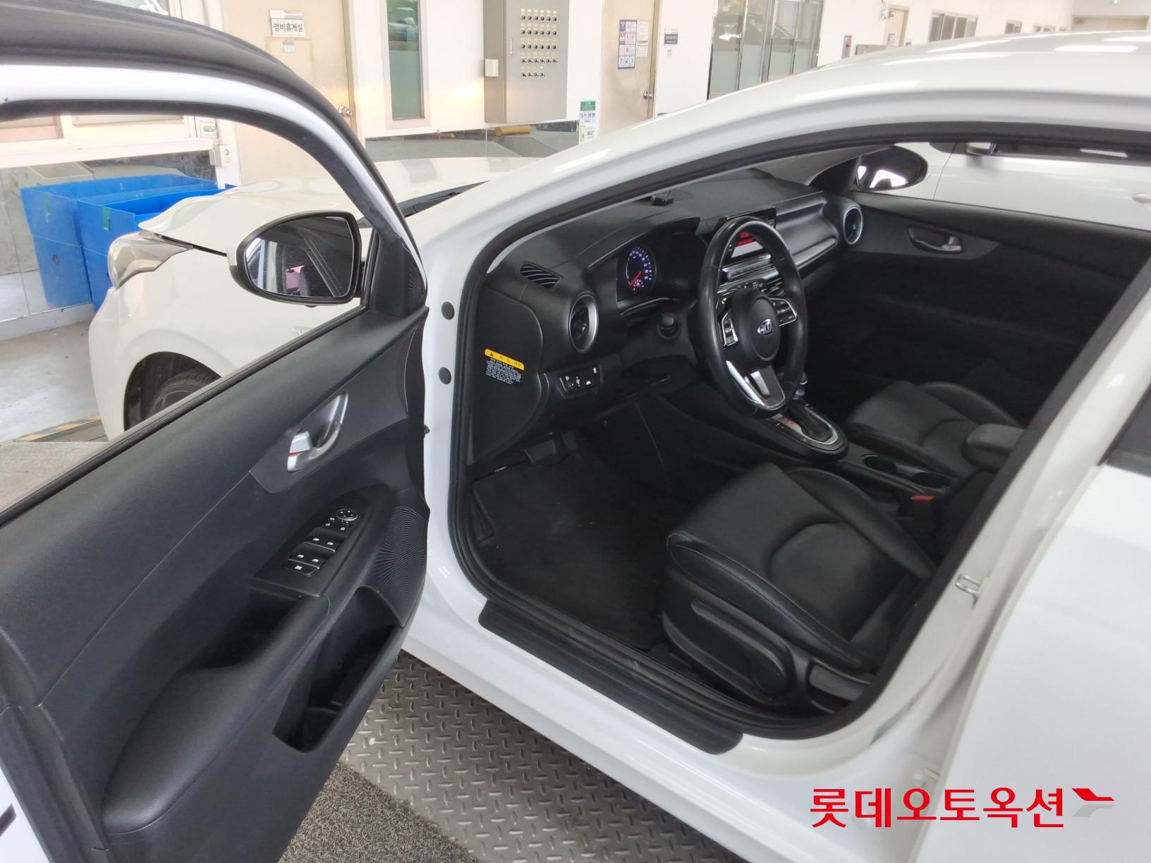 Kia K3 id 3803801 из Кореи 33