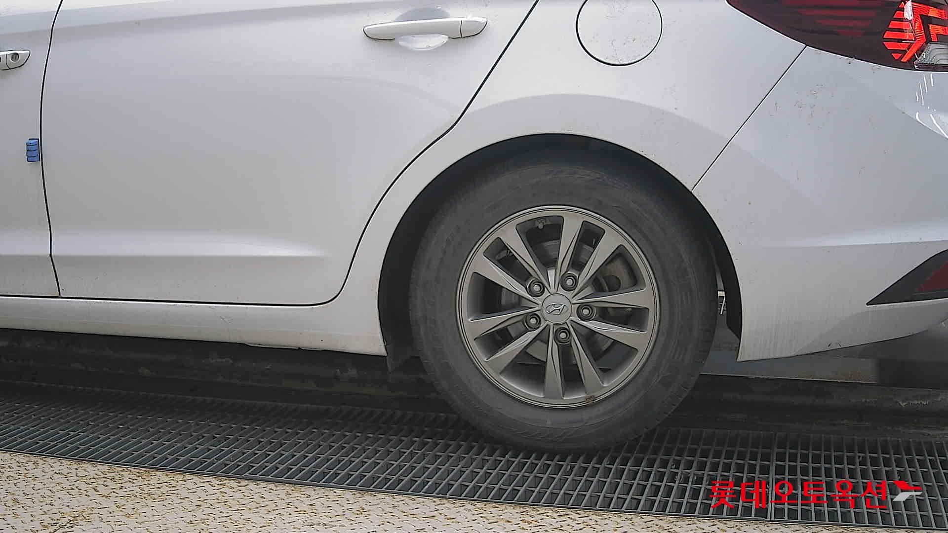 صورة إضافية