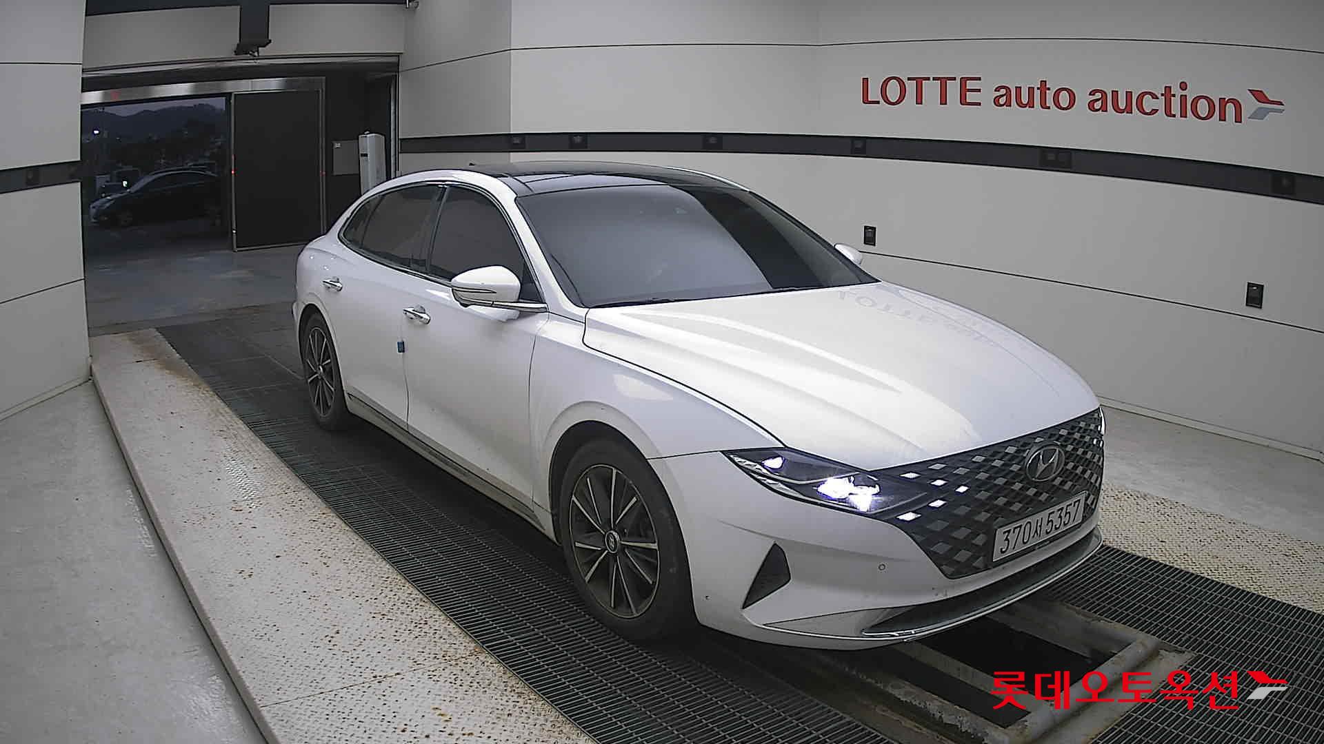 Hyundai Grandeur 2021 Белый из Кореи, фото 2