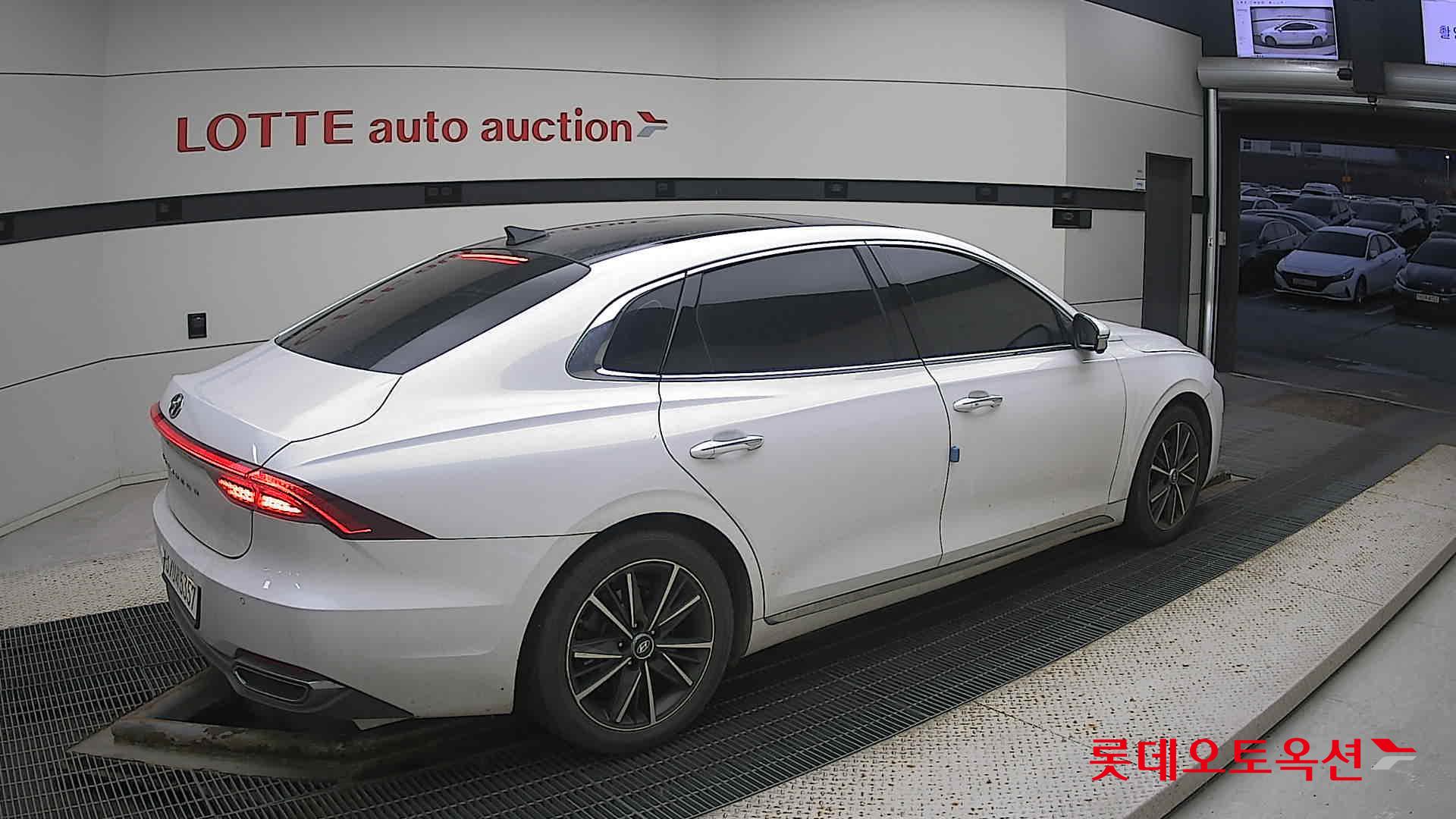 Hyundai Grandeur id 3446683 из Кореи 19