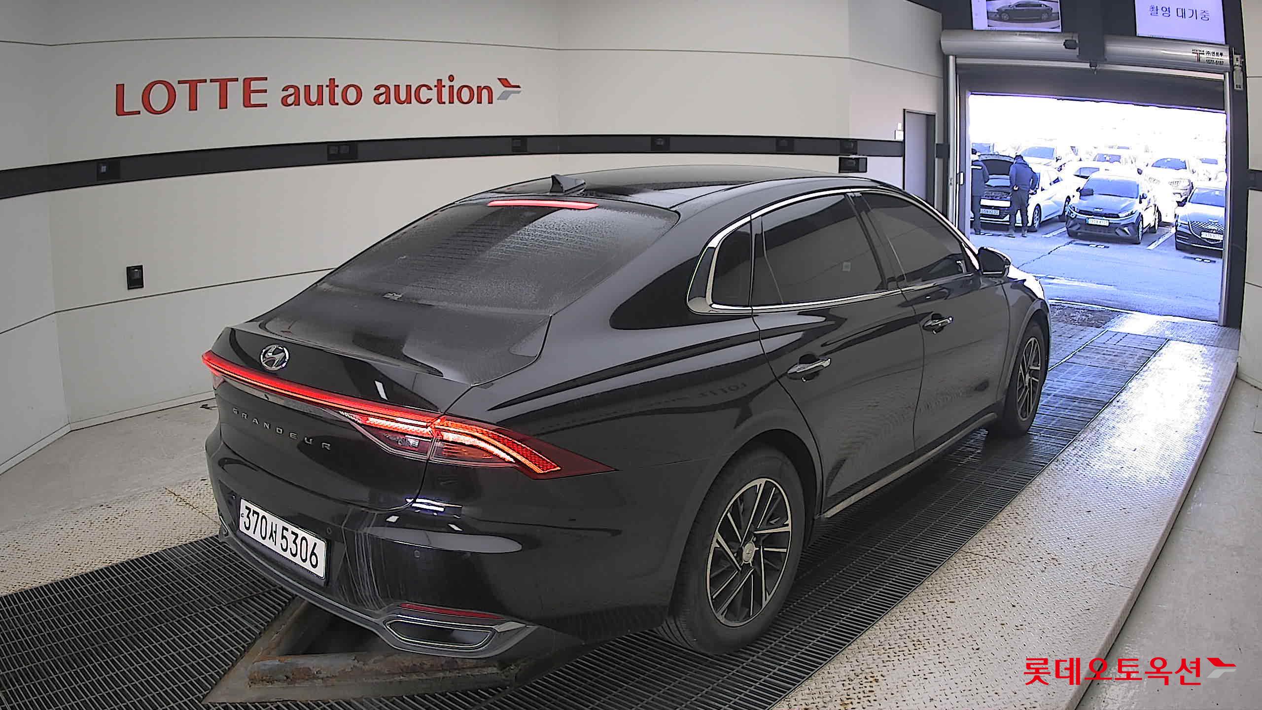 Hyundai Grandeur 2022 Черный из Кореи, фото 4