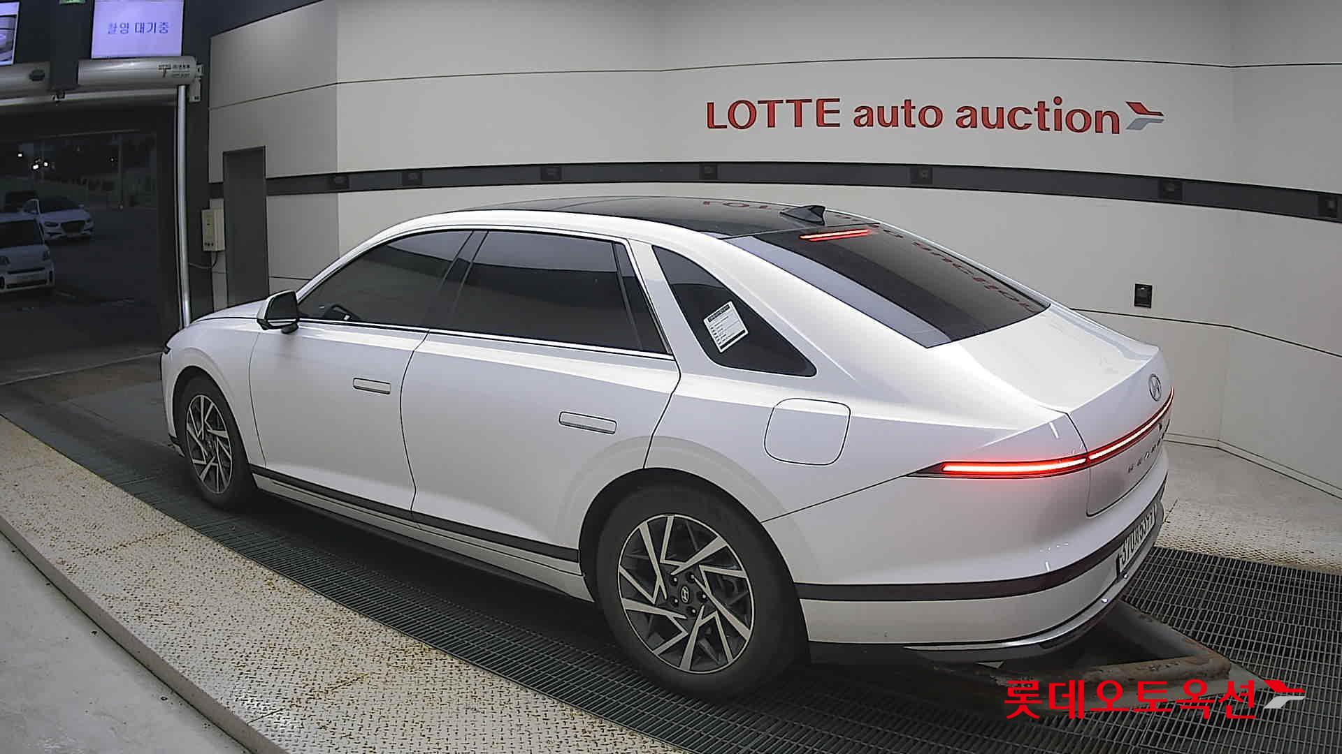 Hyundai Grandeur Hybrid id 3446682 из Кореи 10