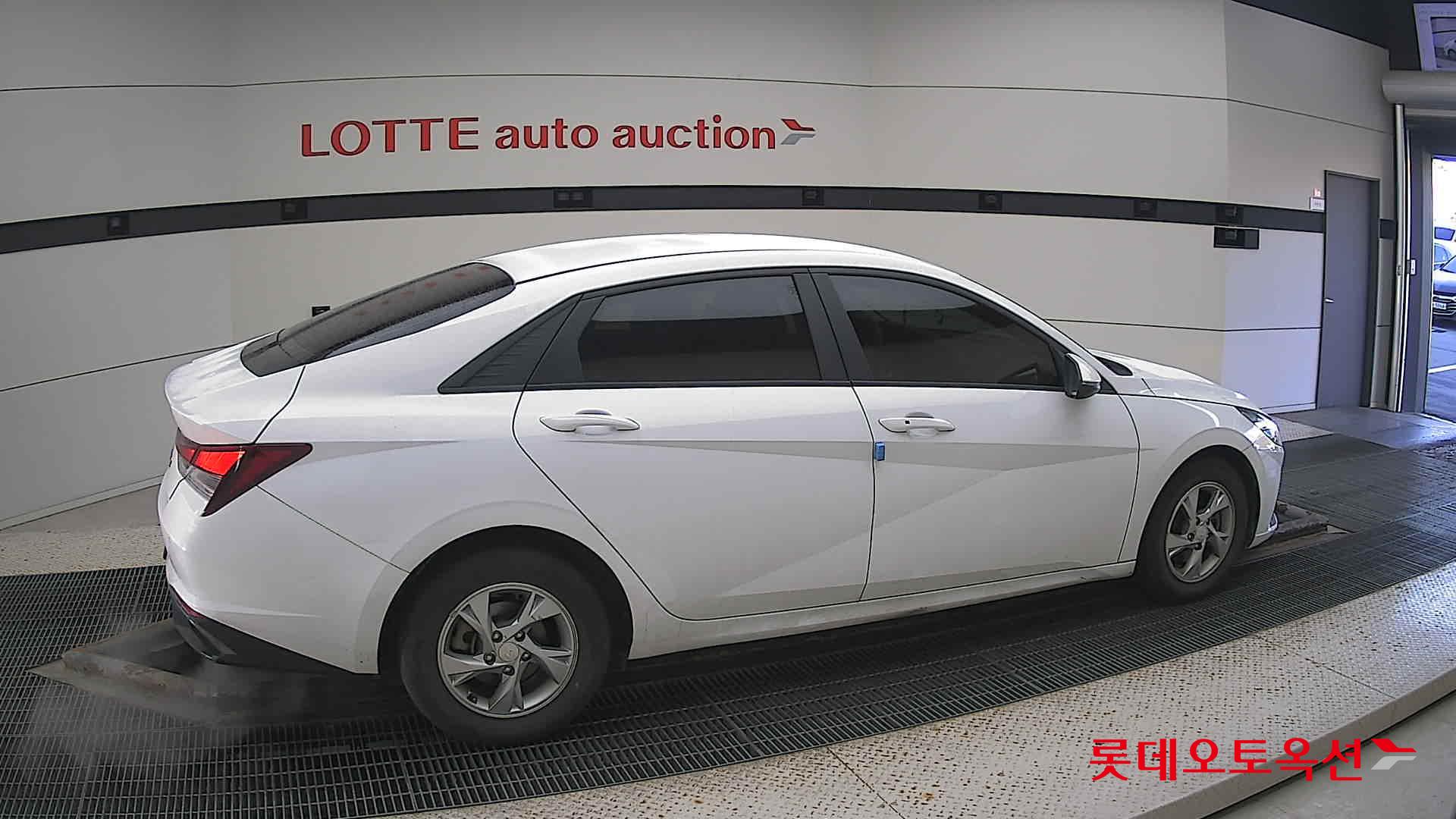 Hyundai Avante id 3446675 из Кореи 18