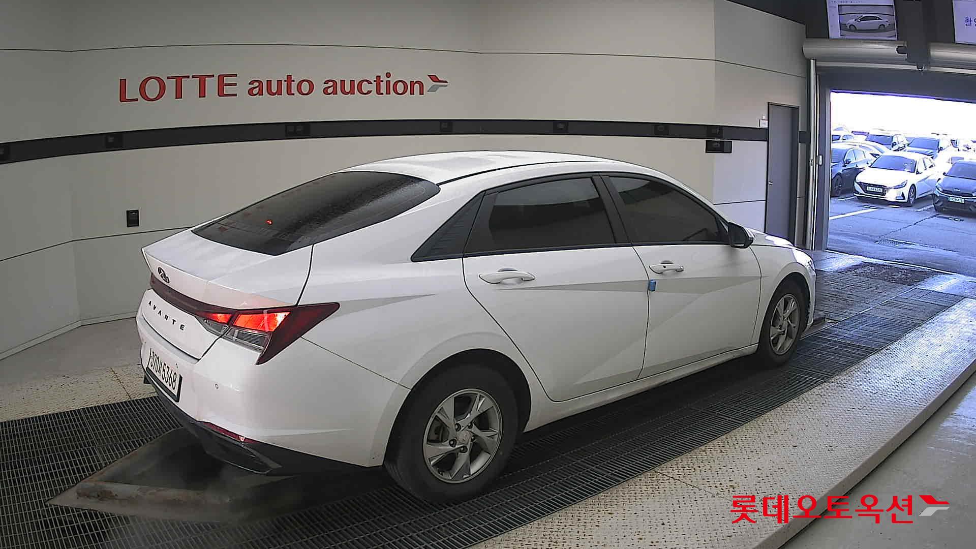 Hyundai Avante id 3446675 из Кореи 19