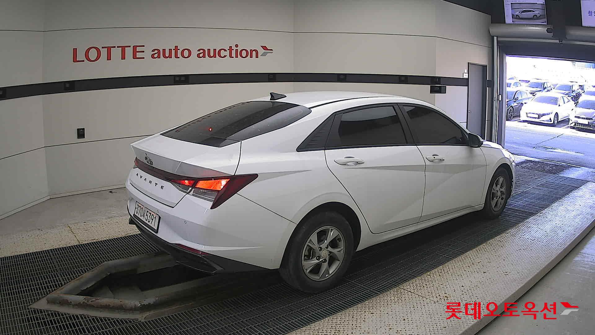 Hyundai Avante id 3441744 из Кореи 19
