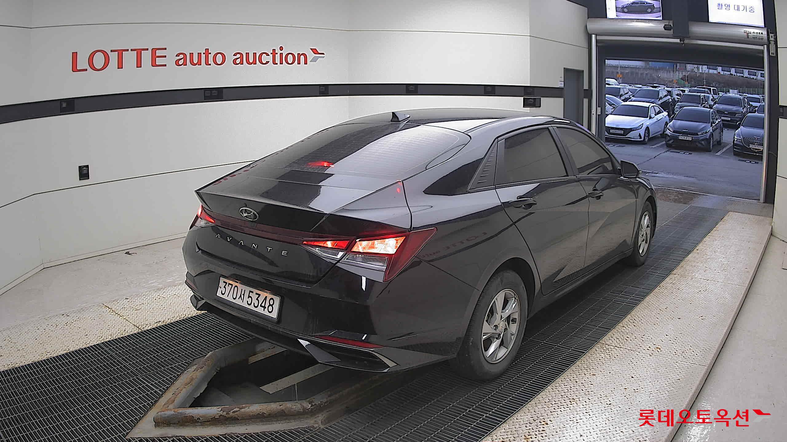 Hyundai Avante 2021 Черный из Кореи, фото 4