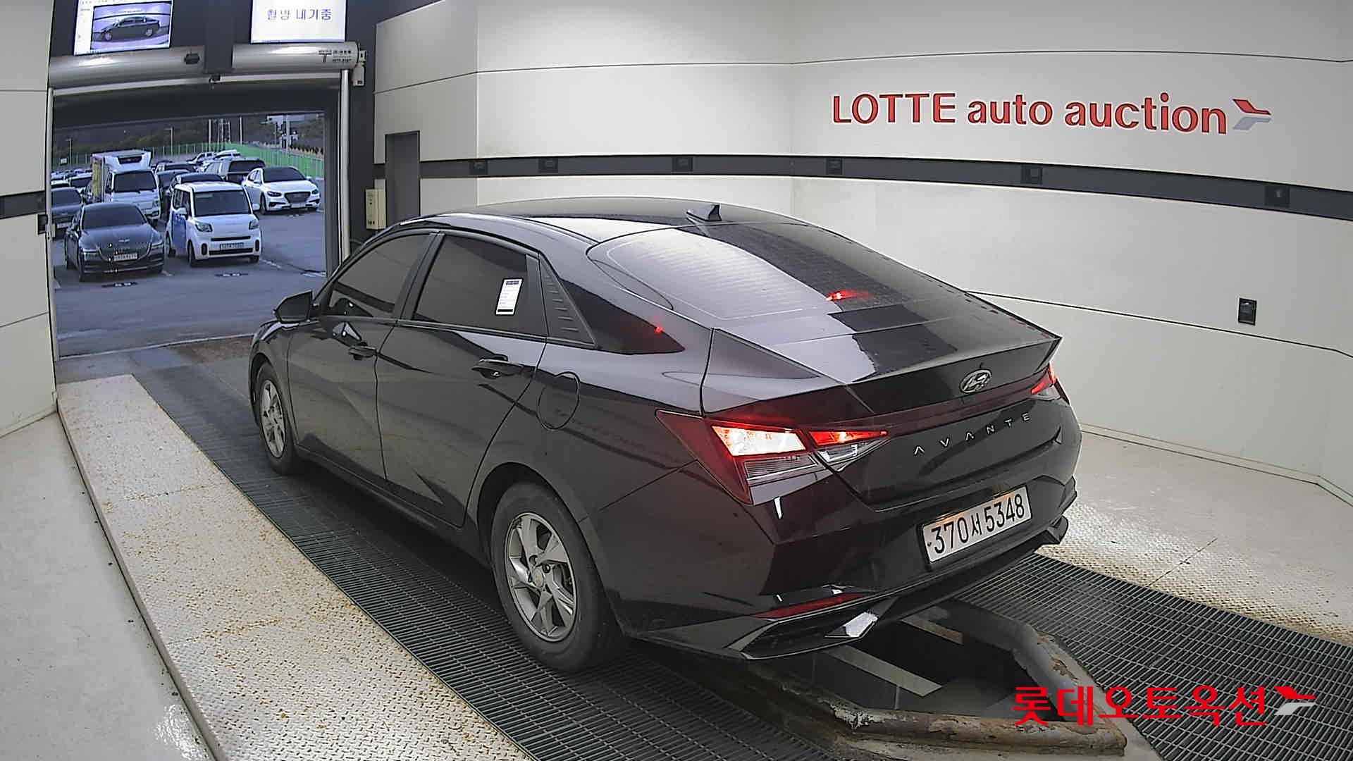 Hyundai Avante 2021 Черный из Кореи, фото 6