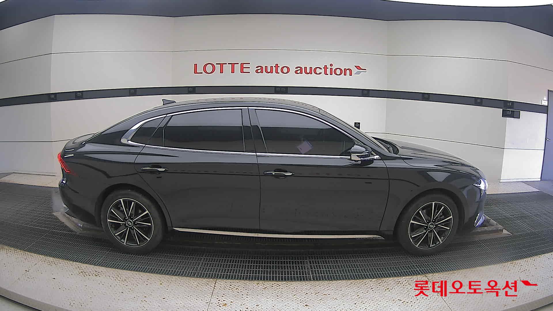 Hyundai Grandeur 2022 Черный из Кореи, фото 3