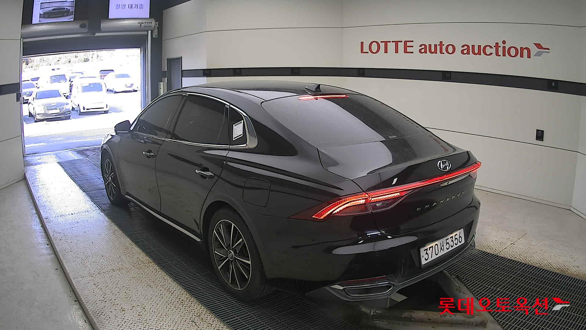 Hyundai Grandeur 2022 Черный из Кореи, фото 6
