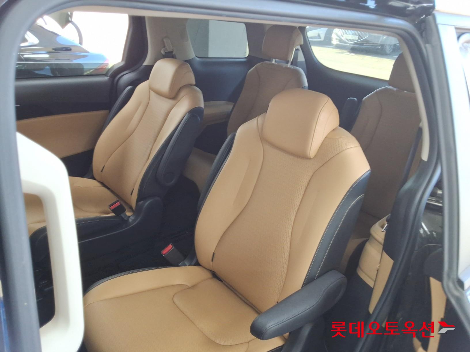 Kia Carnival id 3441785 из Кореи 36