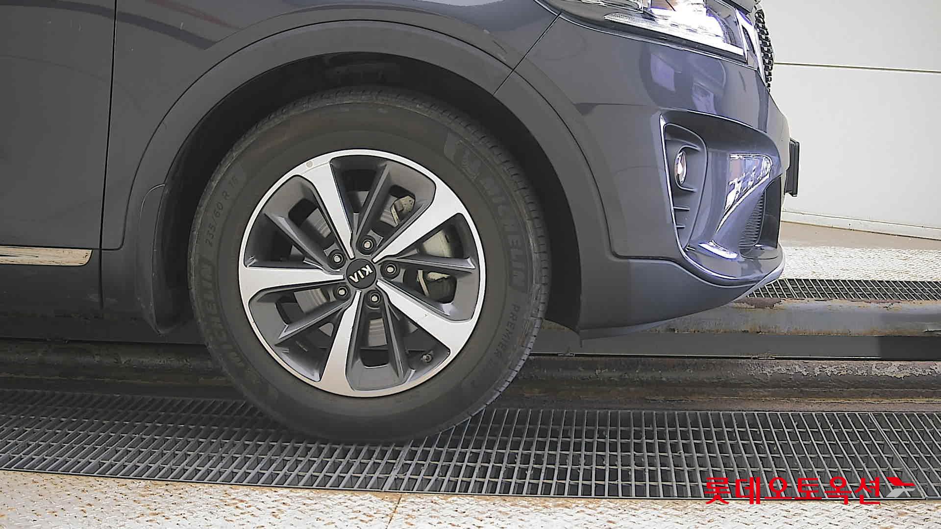 Kia Sorento id 3461970 из Кореи 23