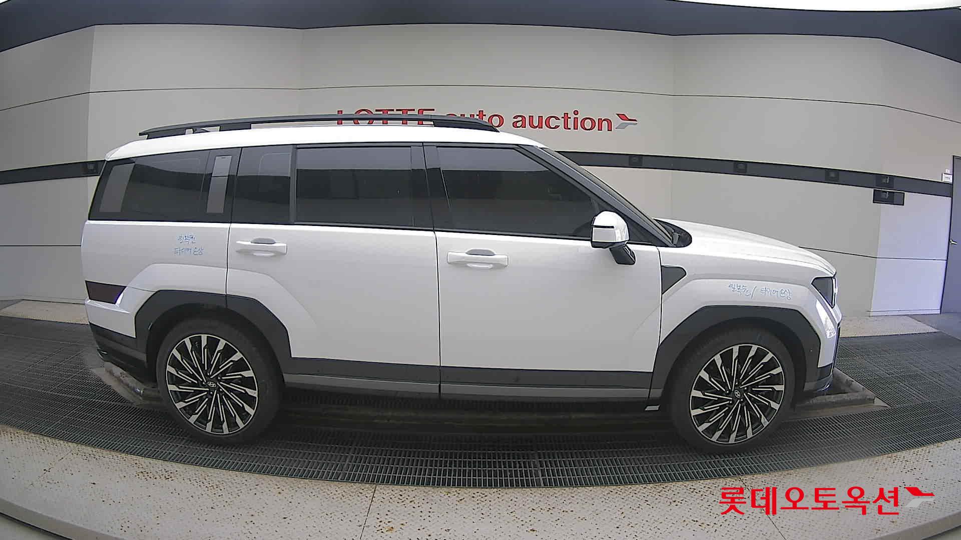 Hyundai Santa Fe 2024 Белый из Кореи, фото 3