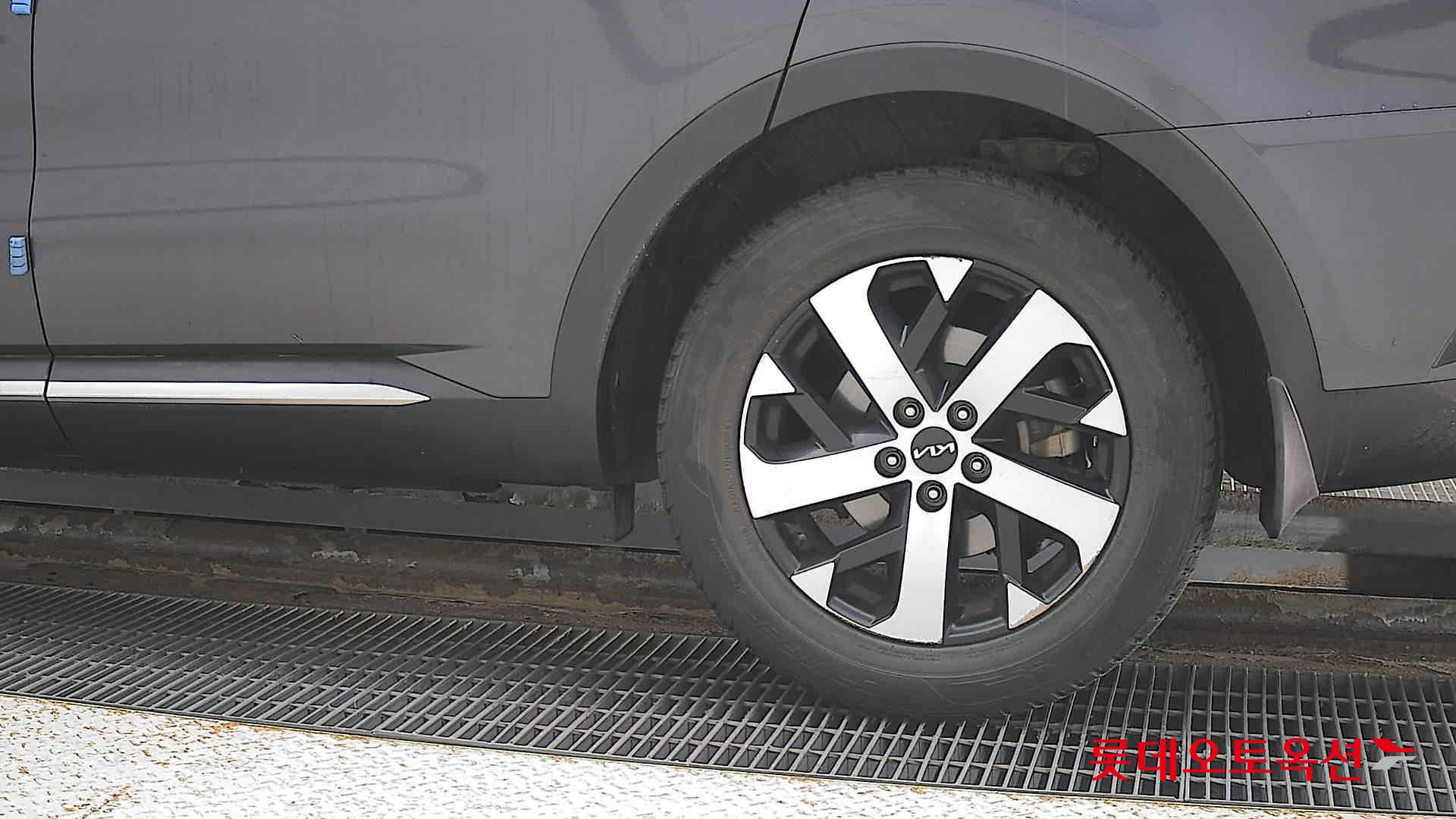 Kia Sorento id 3466837 из Кореи 22