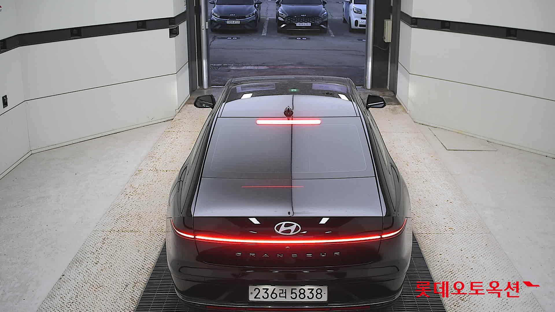 Hyundai Grandeur Hybrid 2024 Черный из Кореи, фото 5
