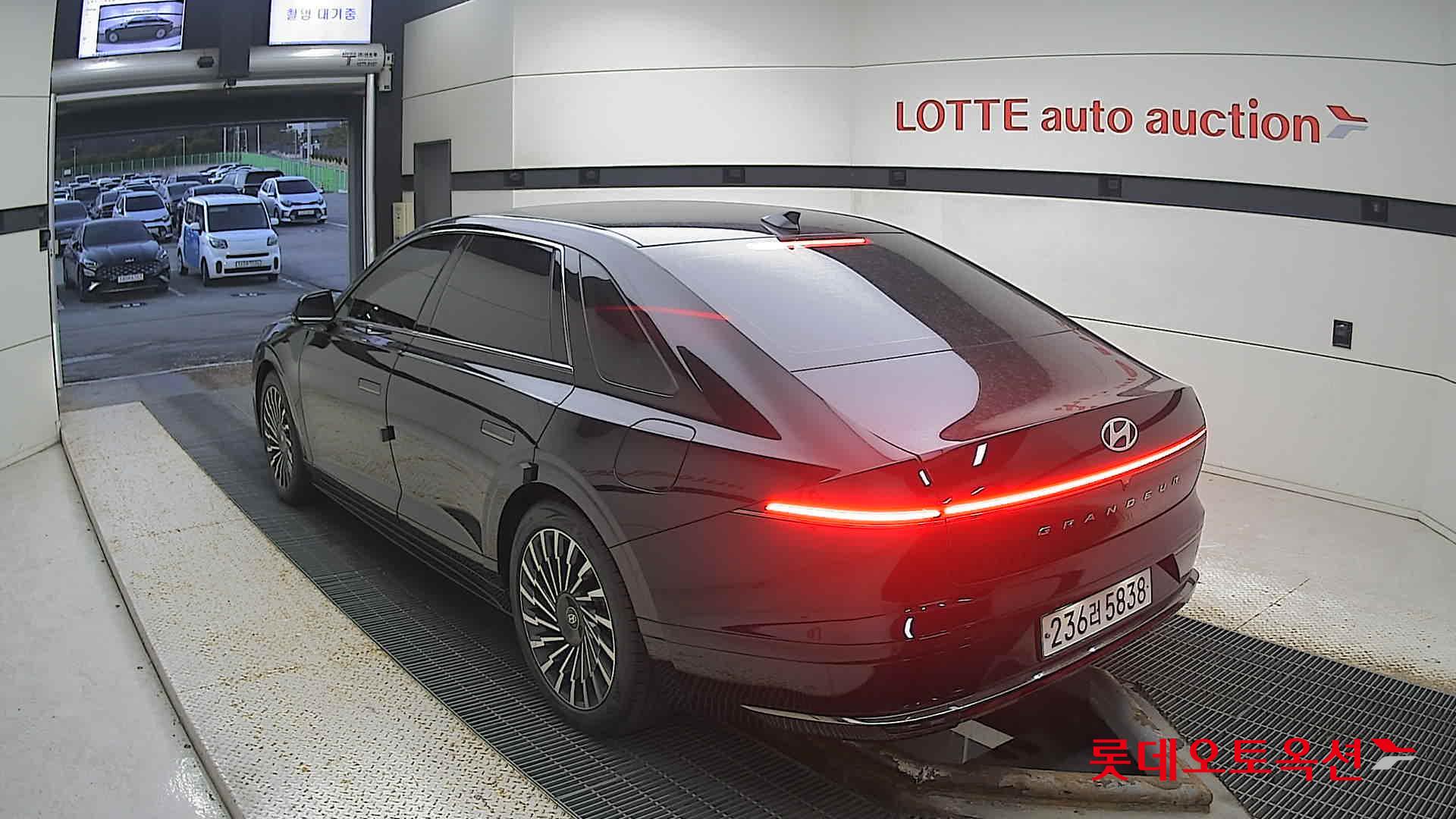 Hyundai Grandeur Hybrid 2024 Черный из Кореи, фото 6