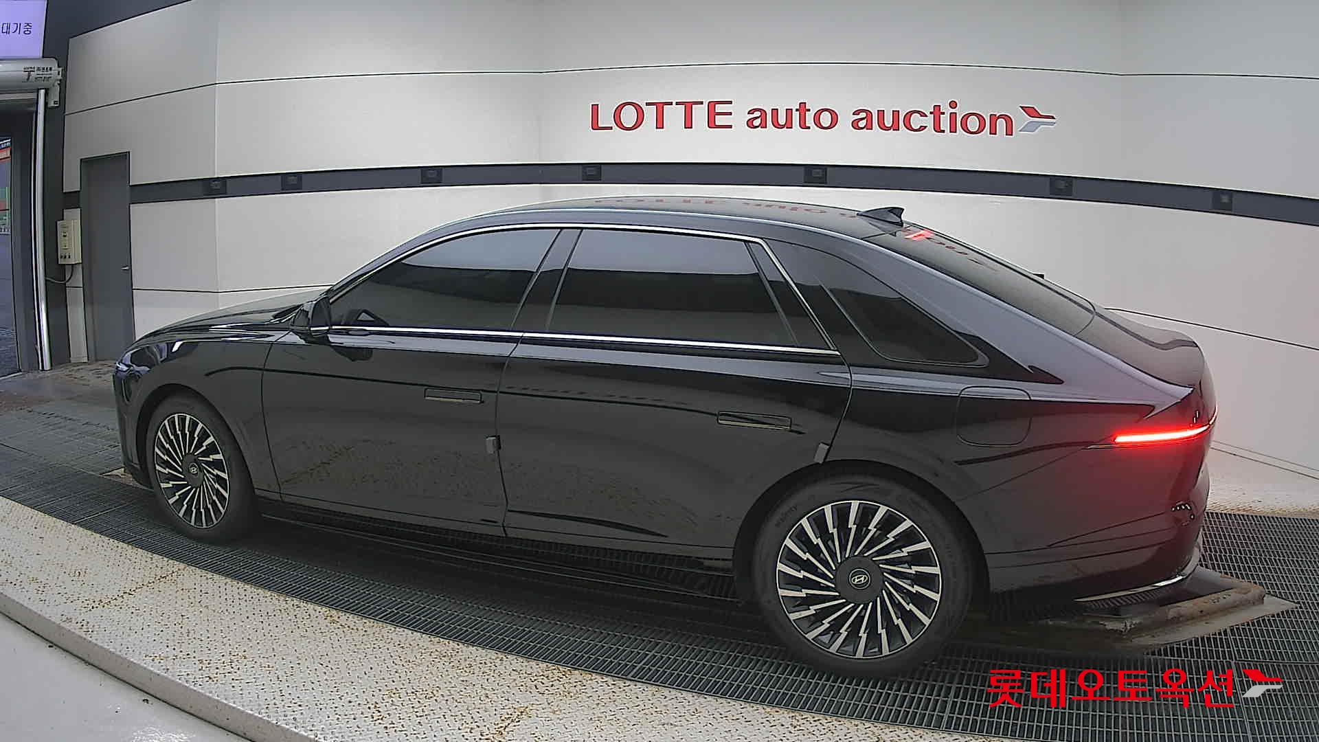 Hyundai Grandeur Hybrid id 3461909 из Кореи 11