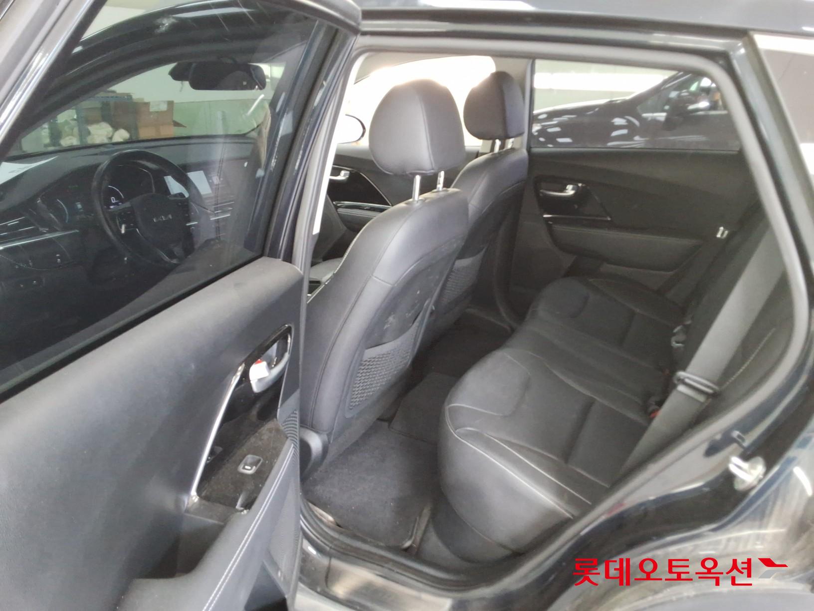 Kia Niro EV id 3476466 из Кореи 36