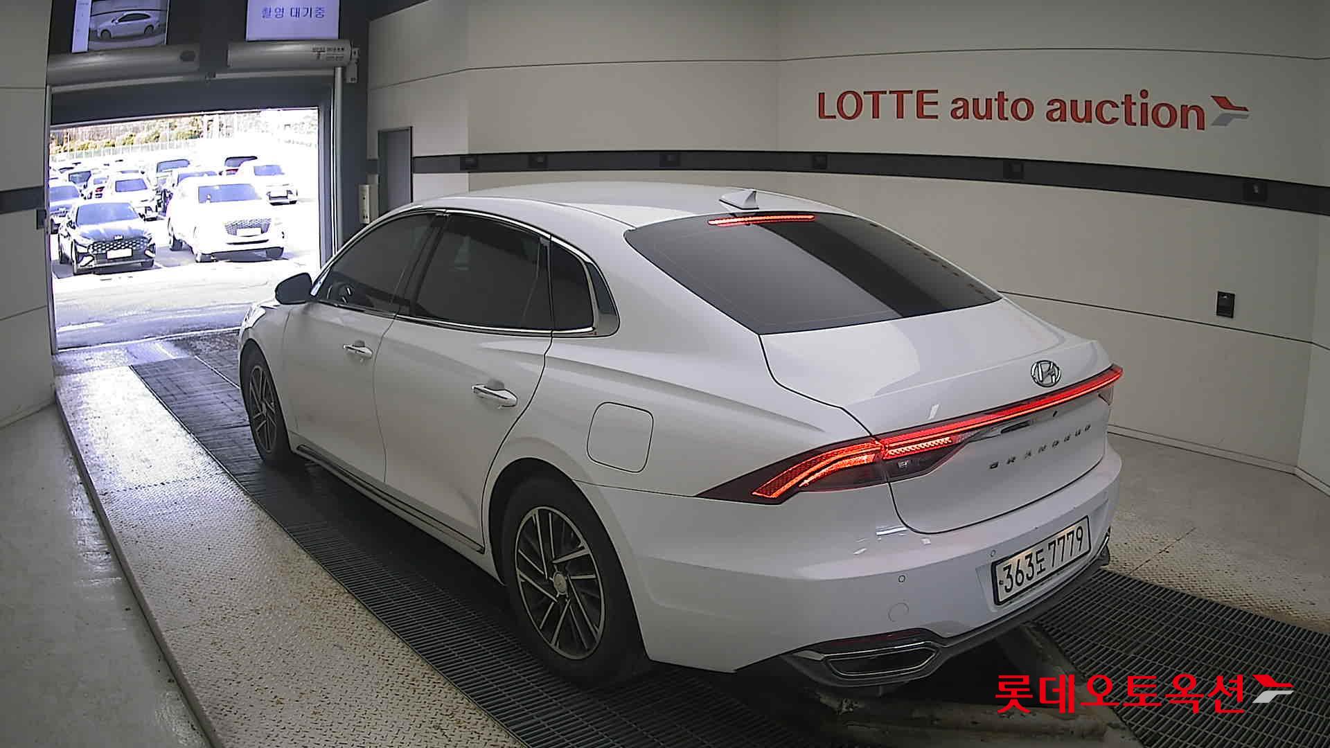 Hyundai Grandeur 2023 Белый из Кореи, фото 6