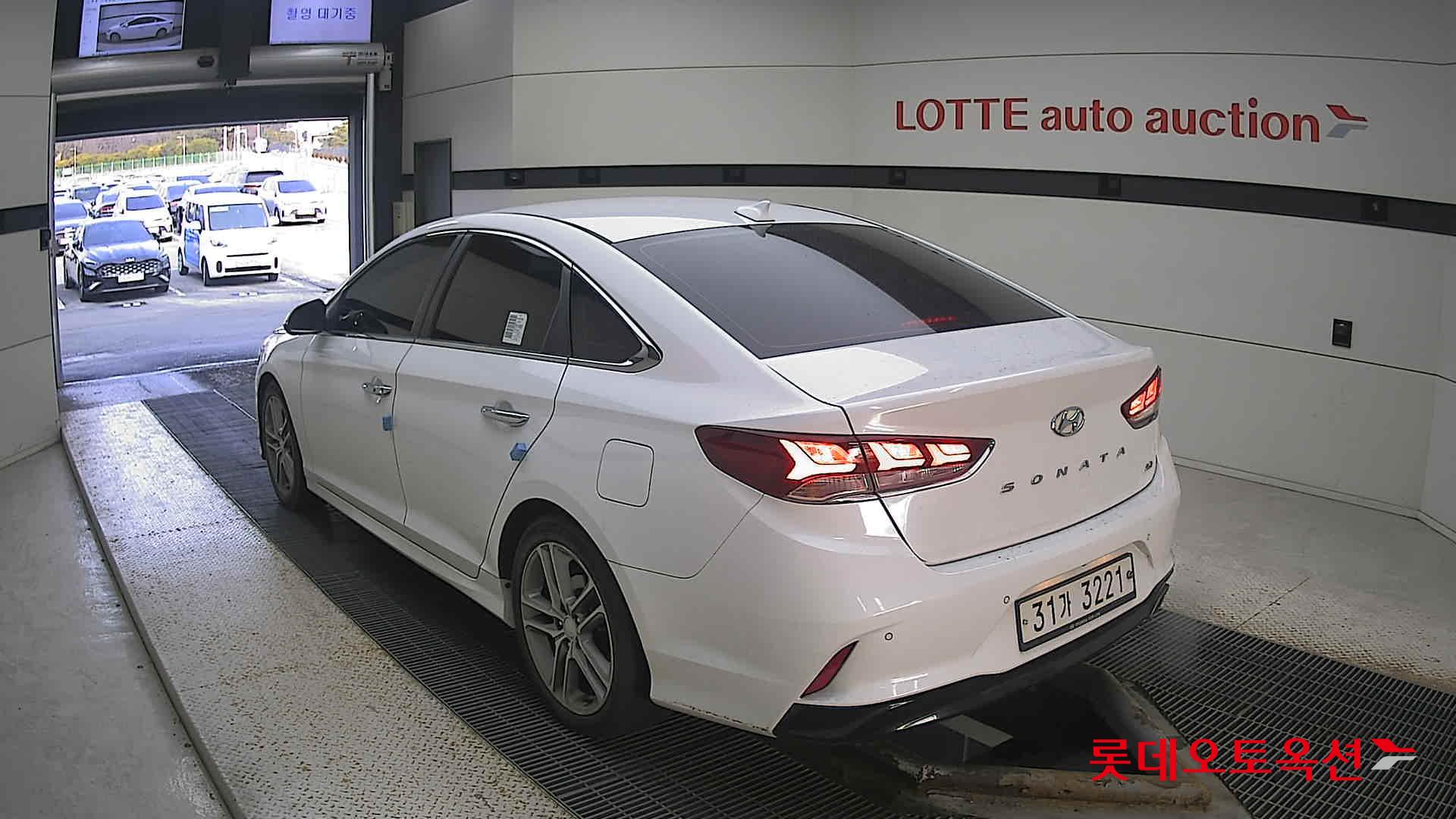 Hyundai Sonata 2018 Белый из Кореи, фото 6