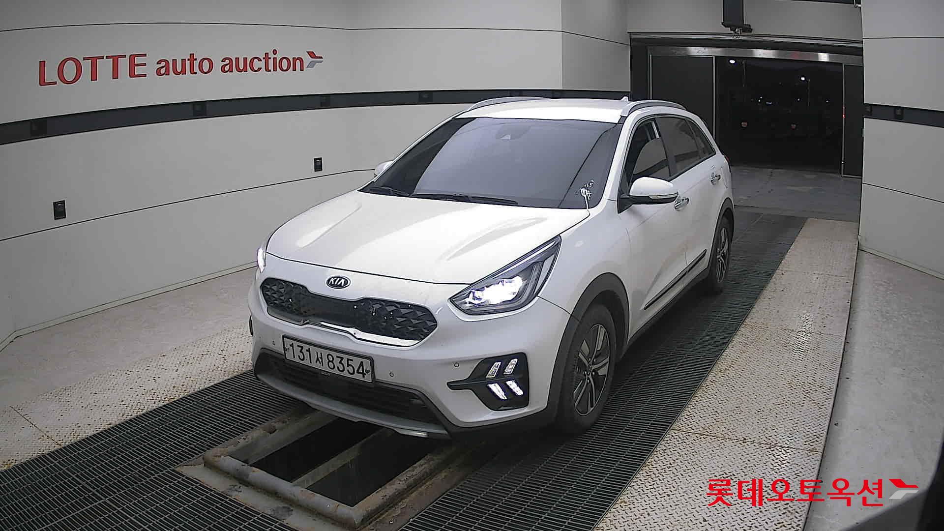 Kia Niro Hybrid 2020 Белый из Кореи
