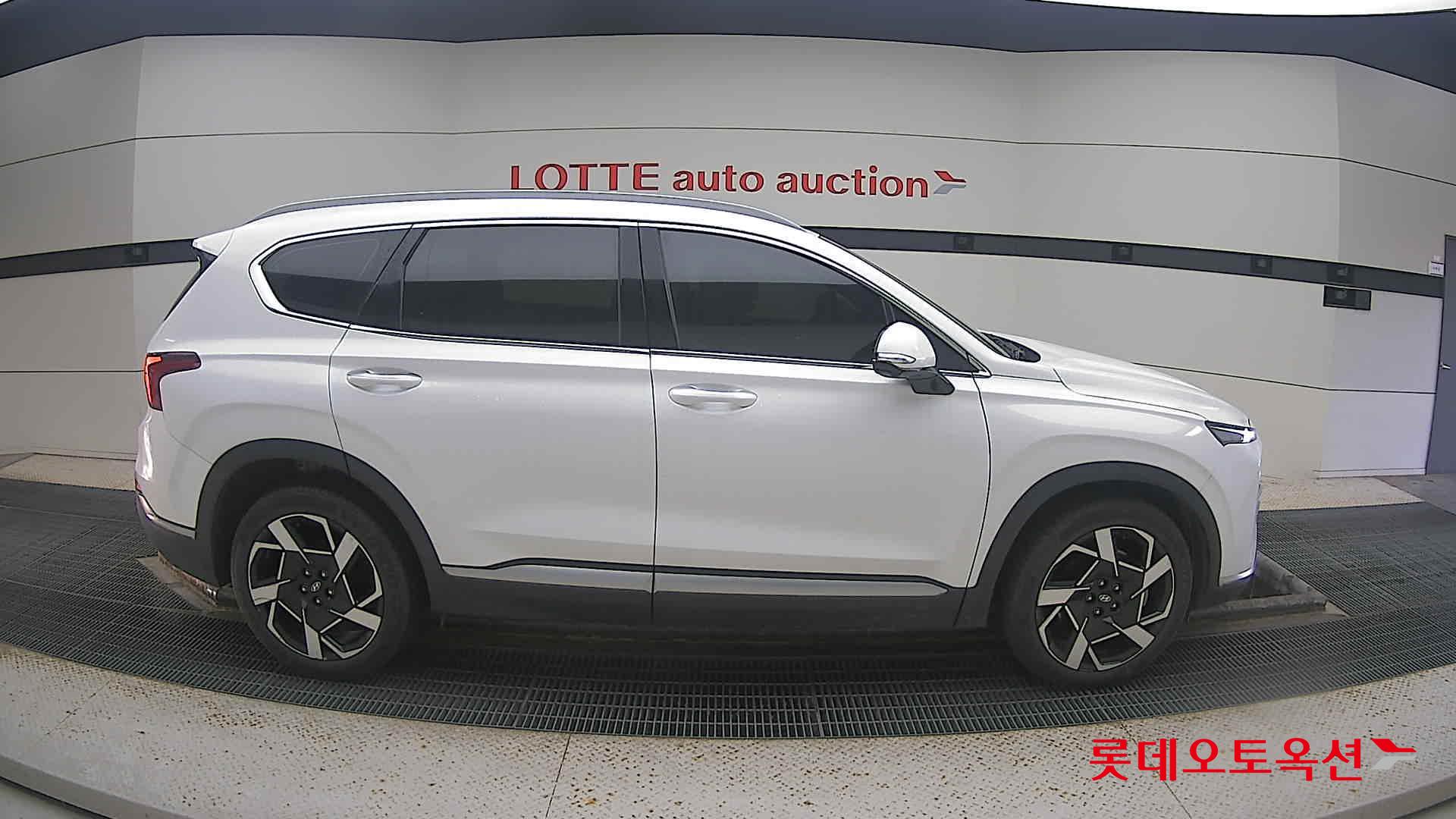 Hyundai Santa Fe 2023 Белый из Кореи, фото 3