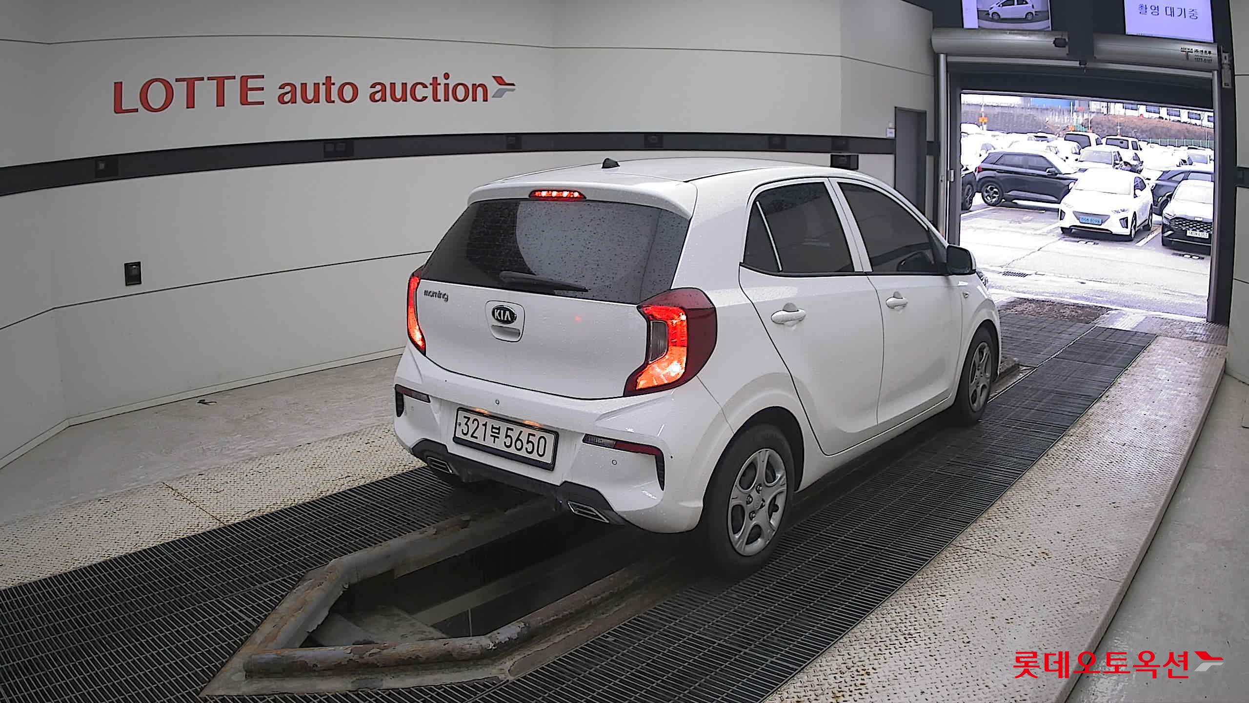 Kia Morning 2021 Белый из Кореи, фото 4