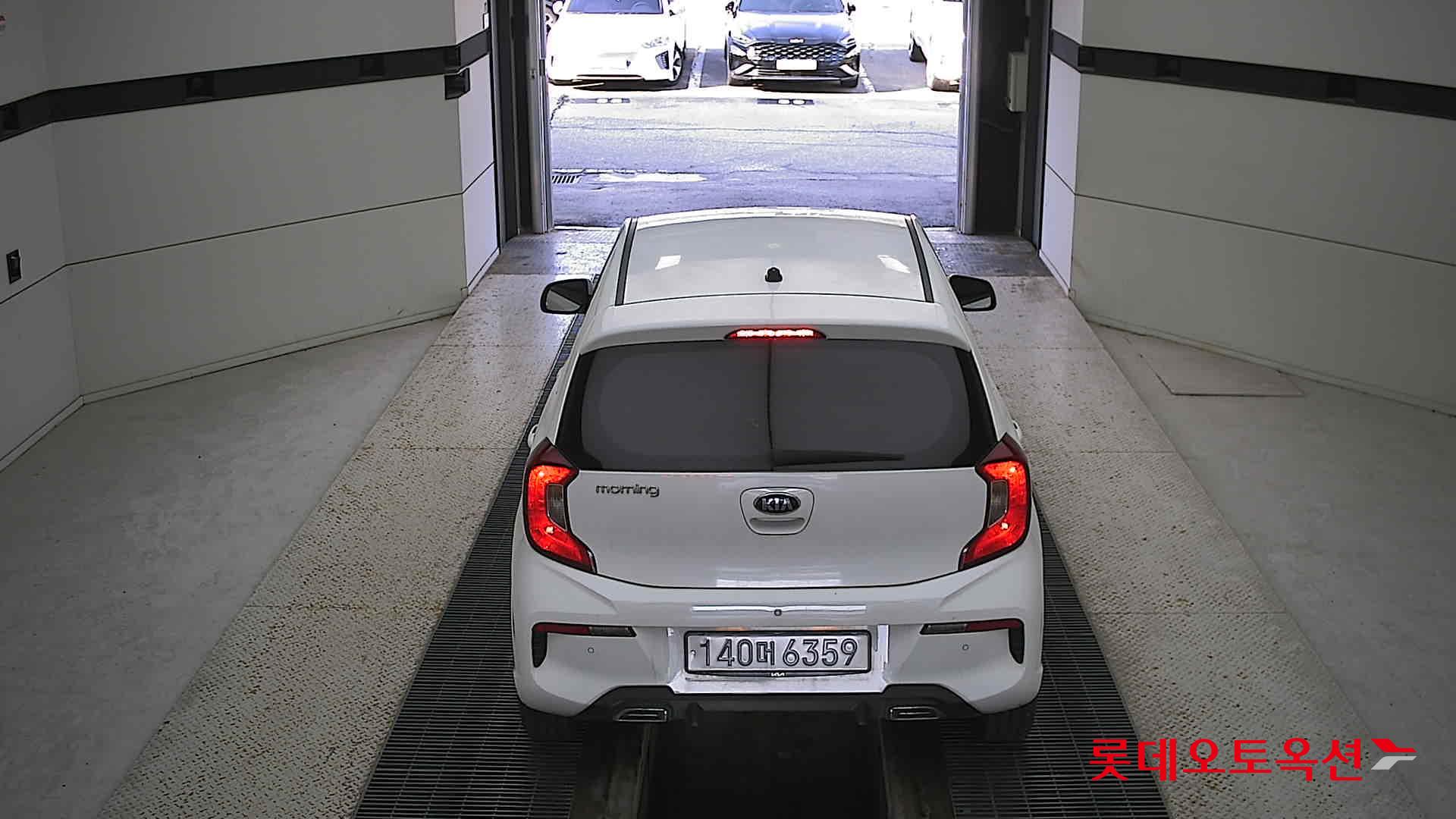 Kia Morning 2021 Белый из Кореи, фото 5