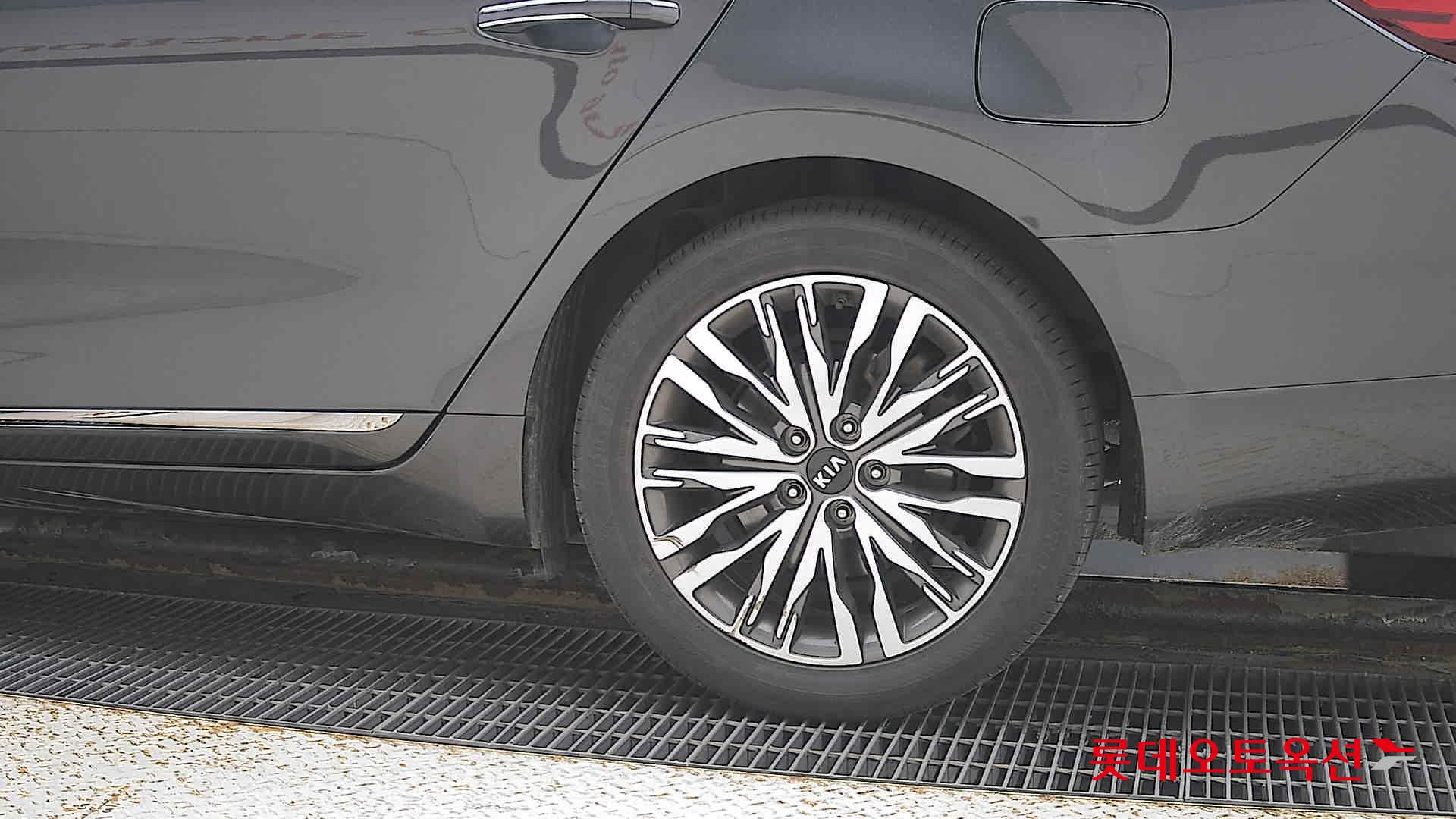 Kia K7 id 3466791 из Кореи 22