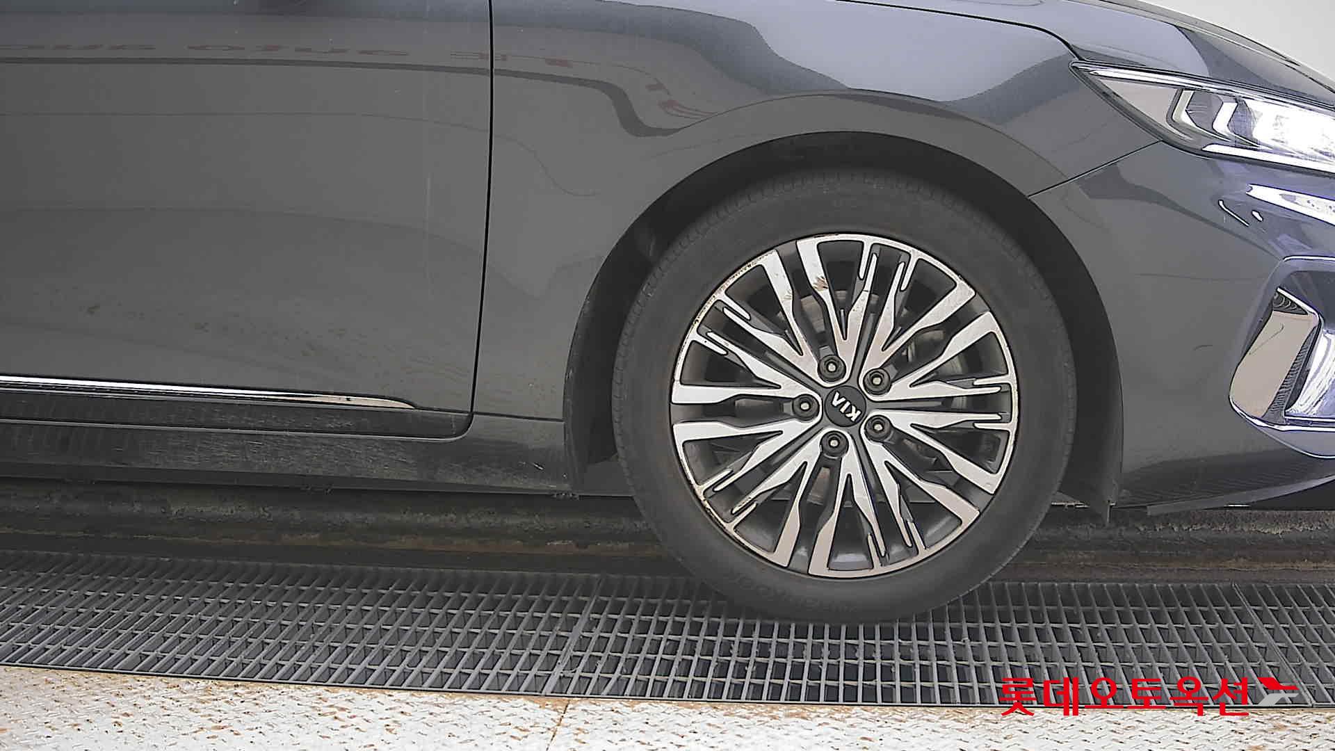 Kia K7 id 3466791 из Кореи 23