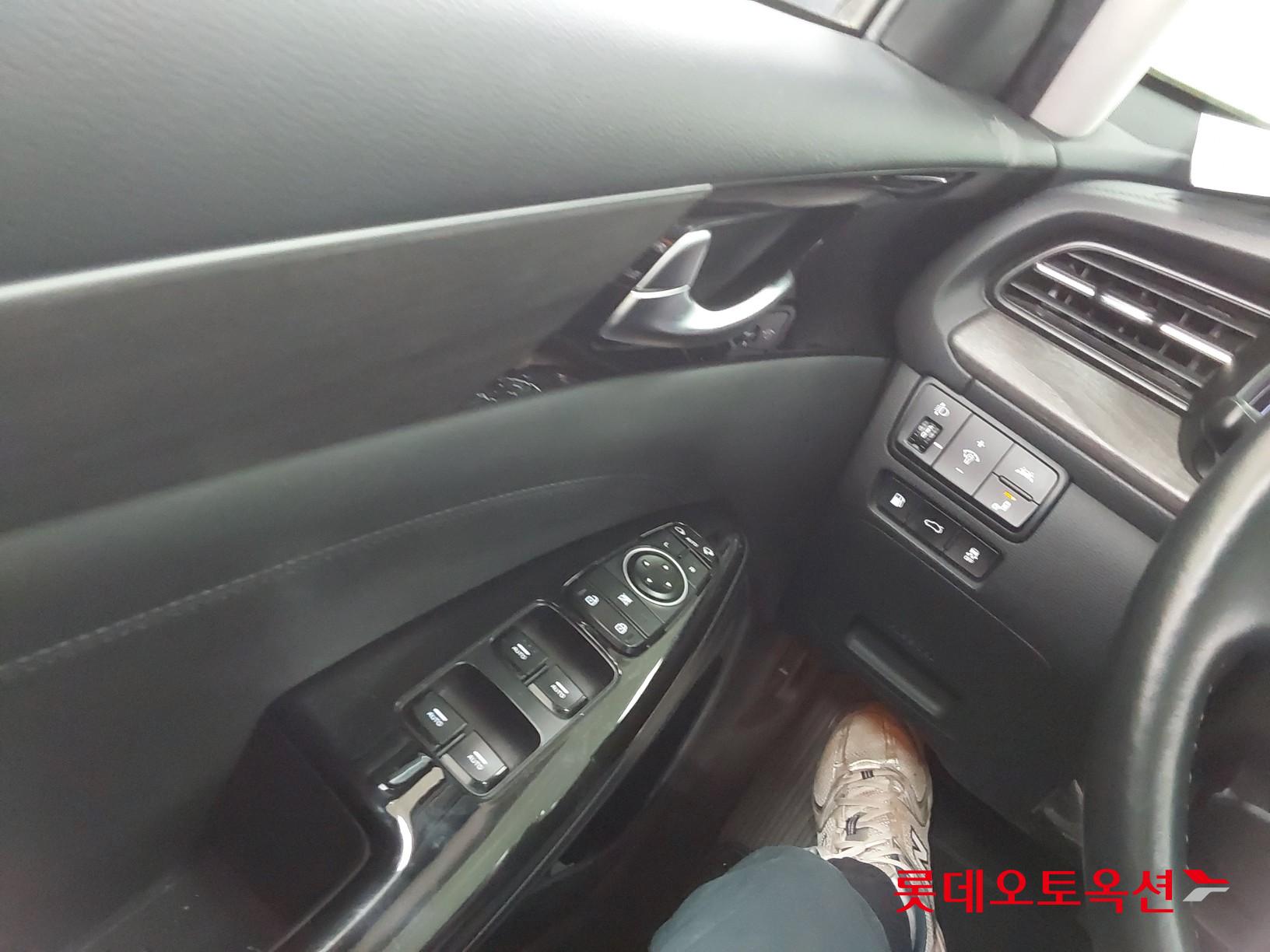 Kia K7 id 3466791 из Кореи 28