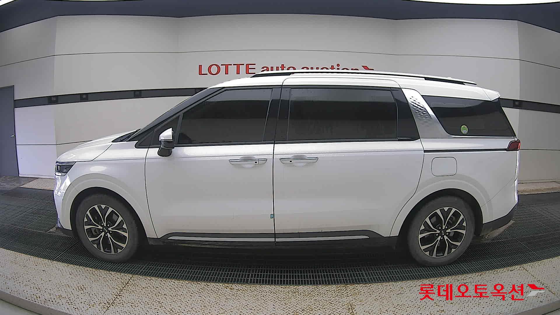 Kia Carnival id 3471528 из Кореи 7