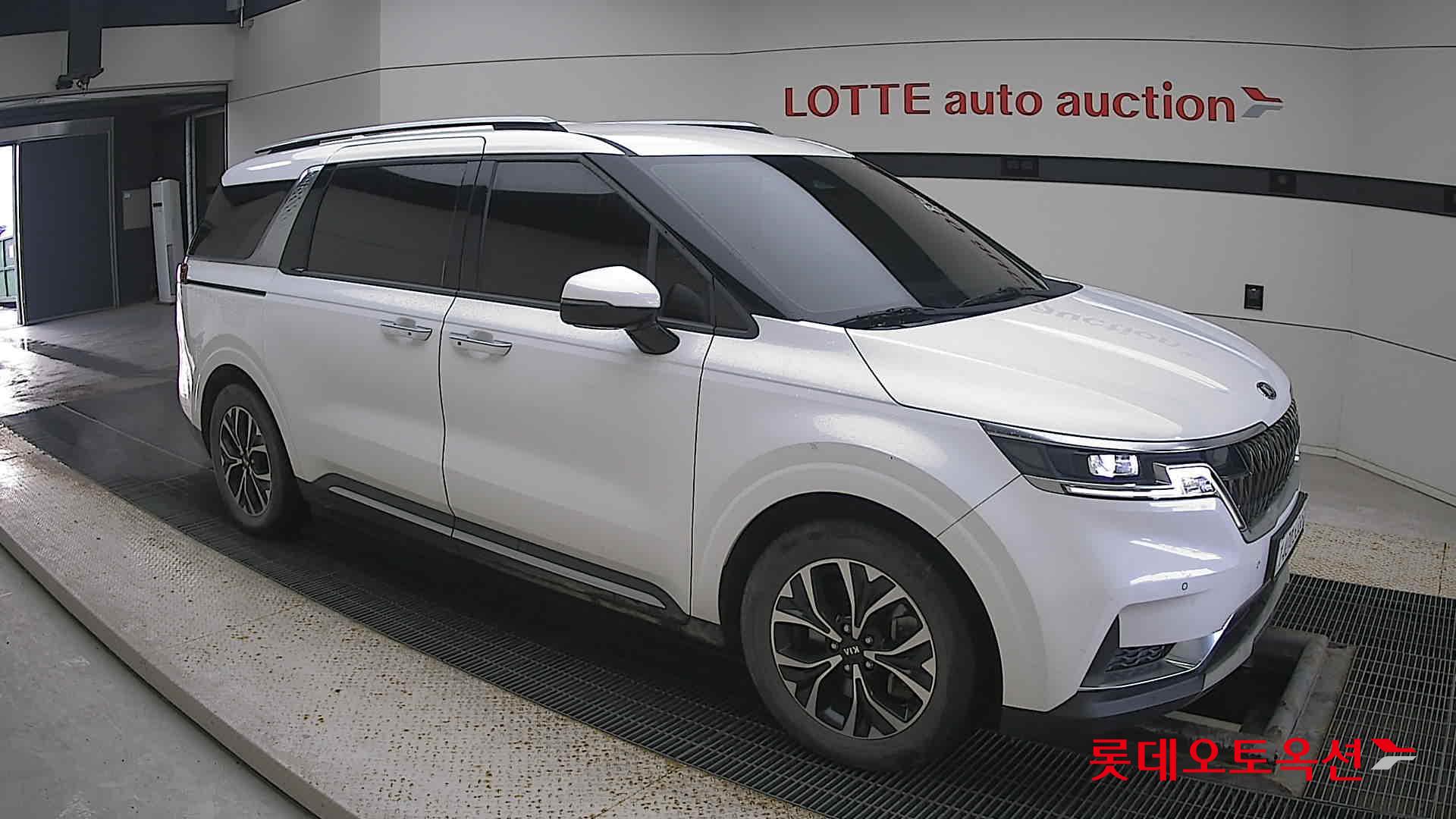 Kia Carnival id 3471528 из Кореи 16