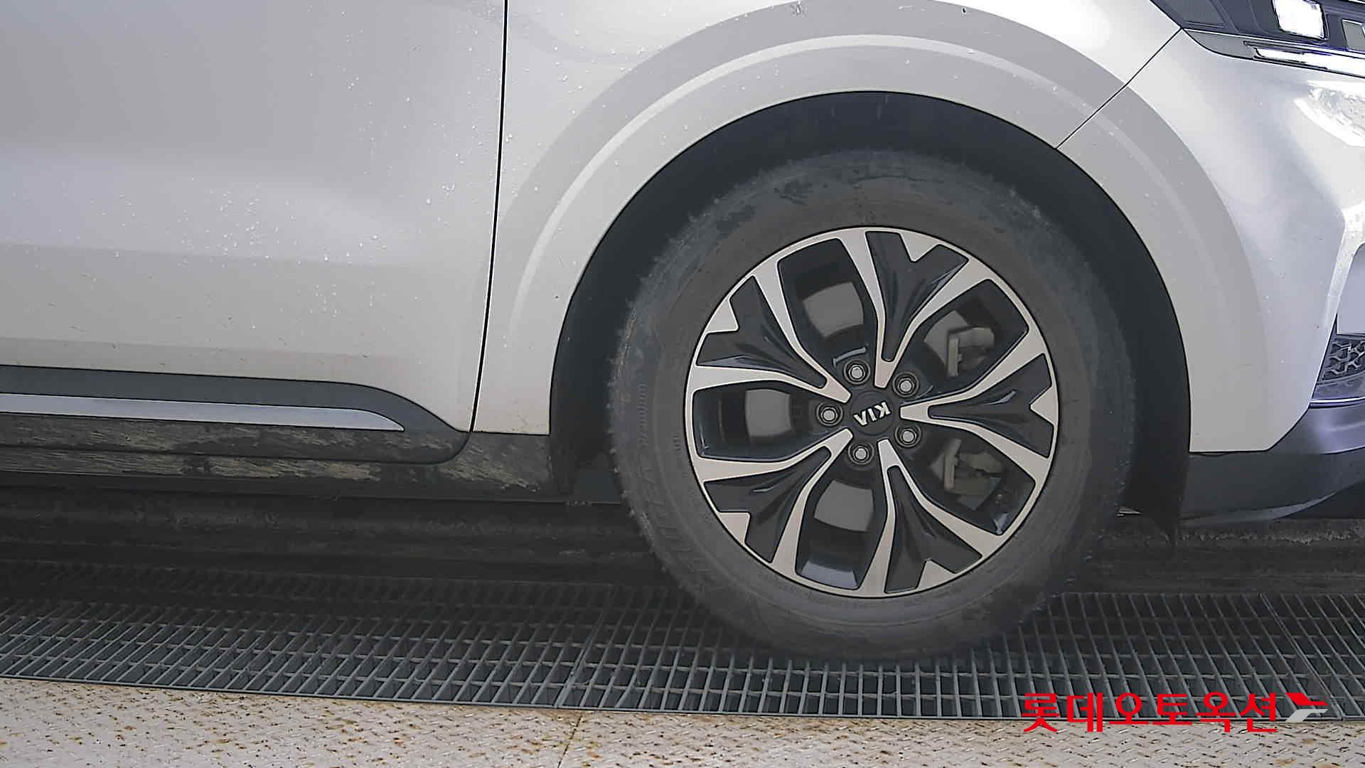 Kia Carnival id 3471528 из Кореи 23