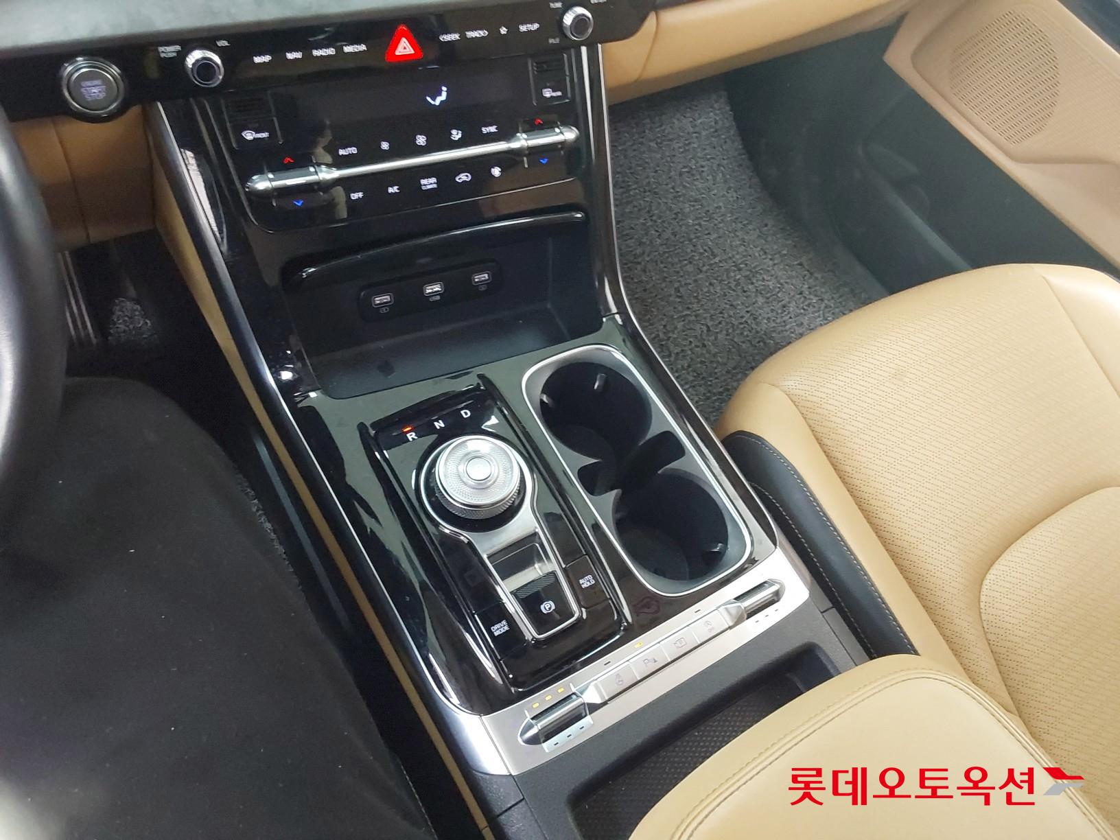 Kia Carnival id 3471528 из Кореи 33