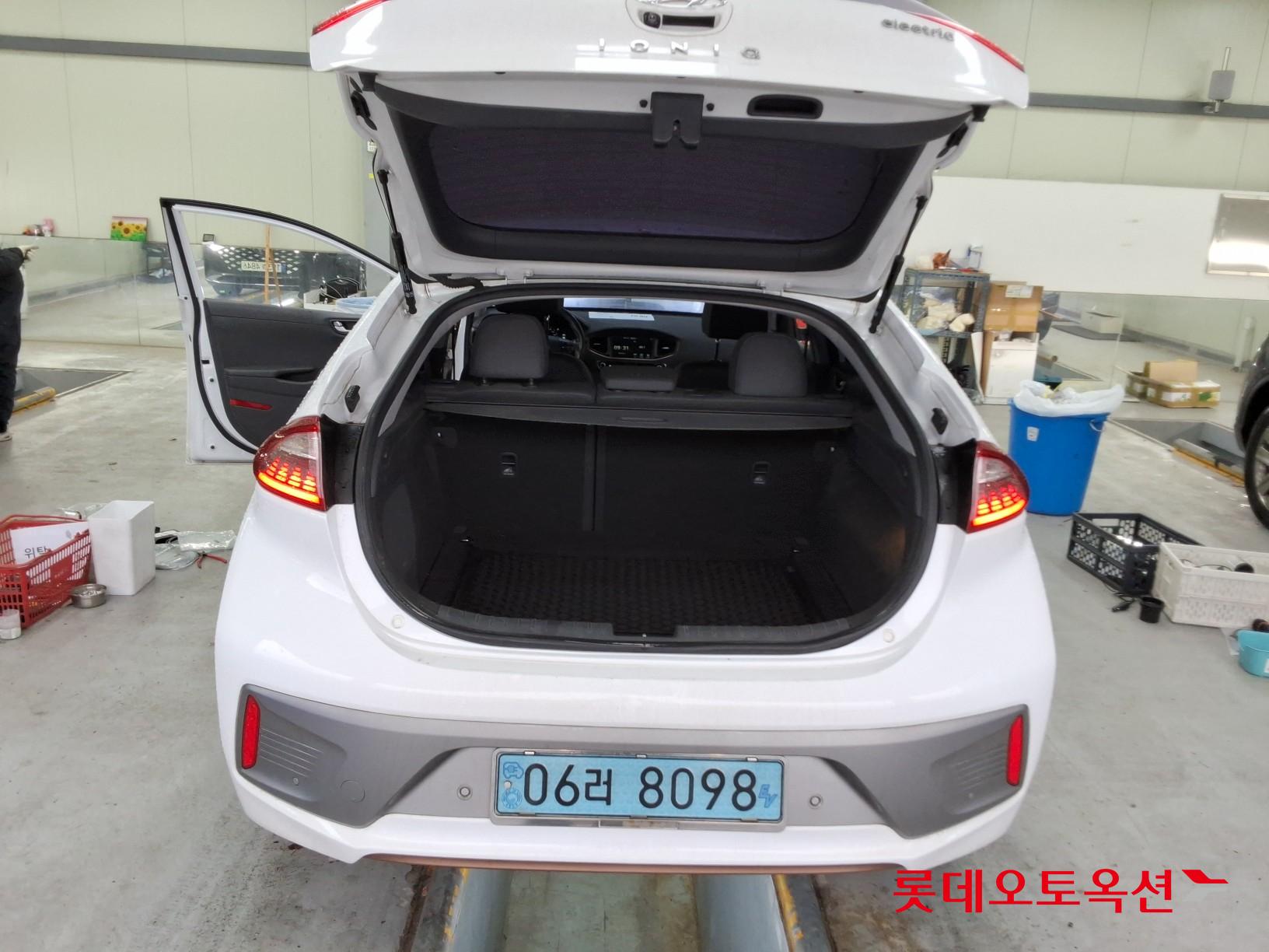 Hyundai IONIQ Electric id 3471674 из Кореи 36