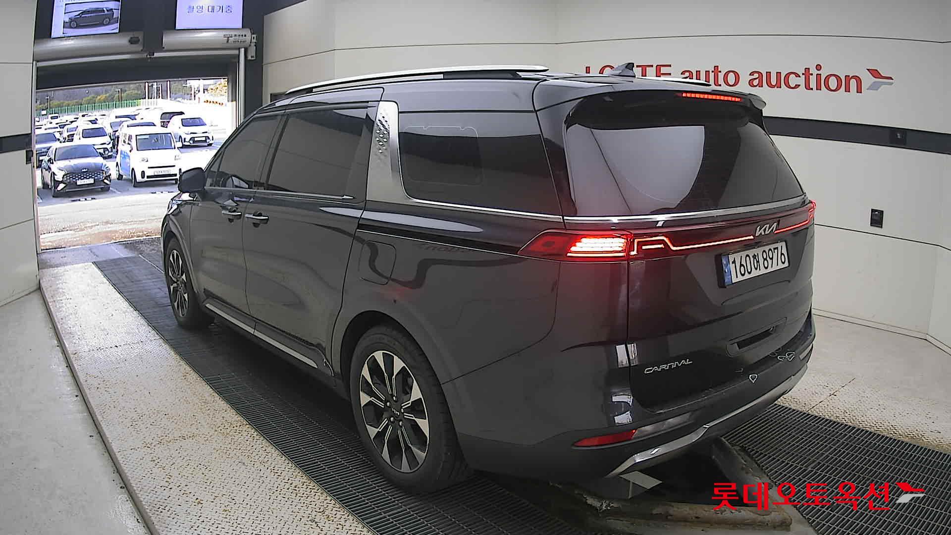 Kia Carnival 2023 Другое из Кореи, фото 6