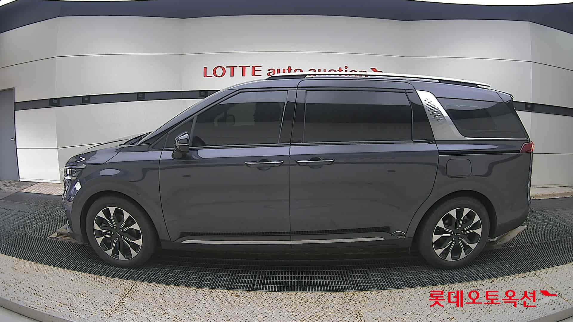 Kia Carnival id 3476471 из Кореи 7