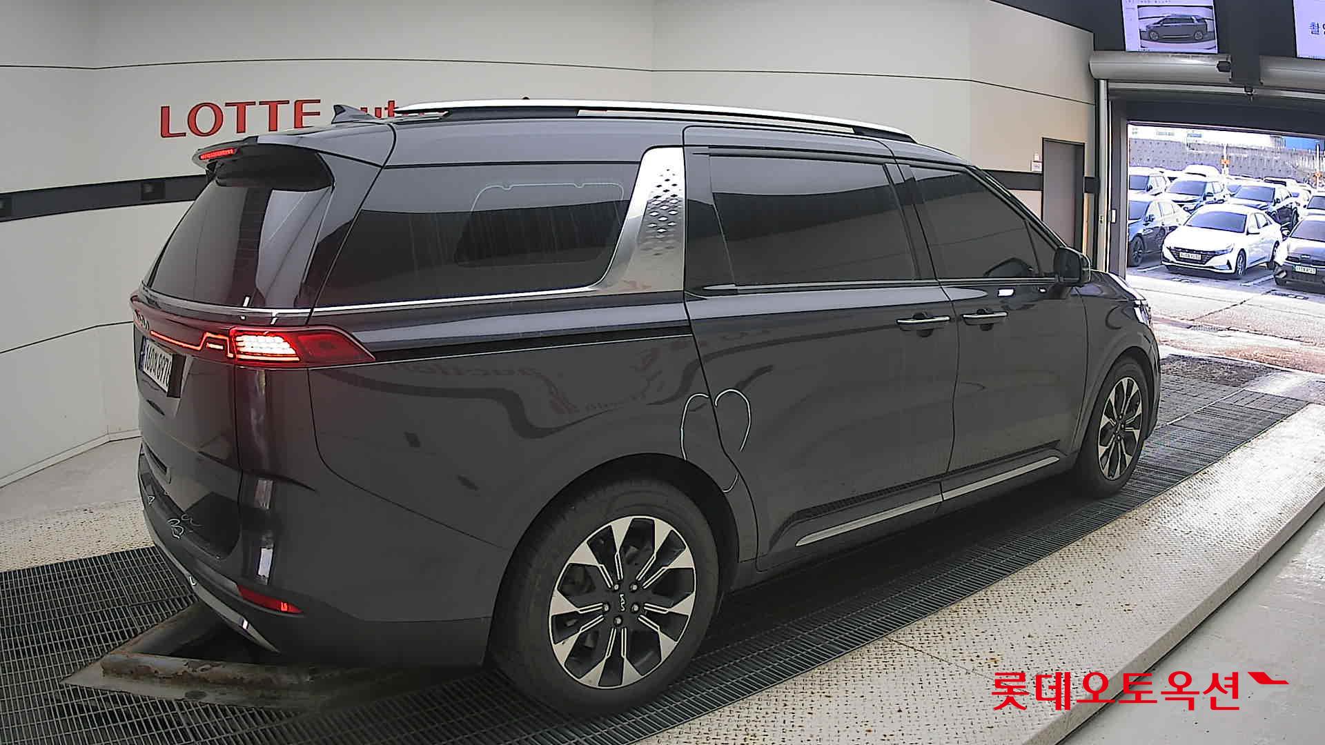 Kia Carnival id 3476471 из Кореи 19