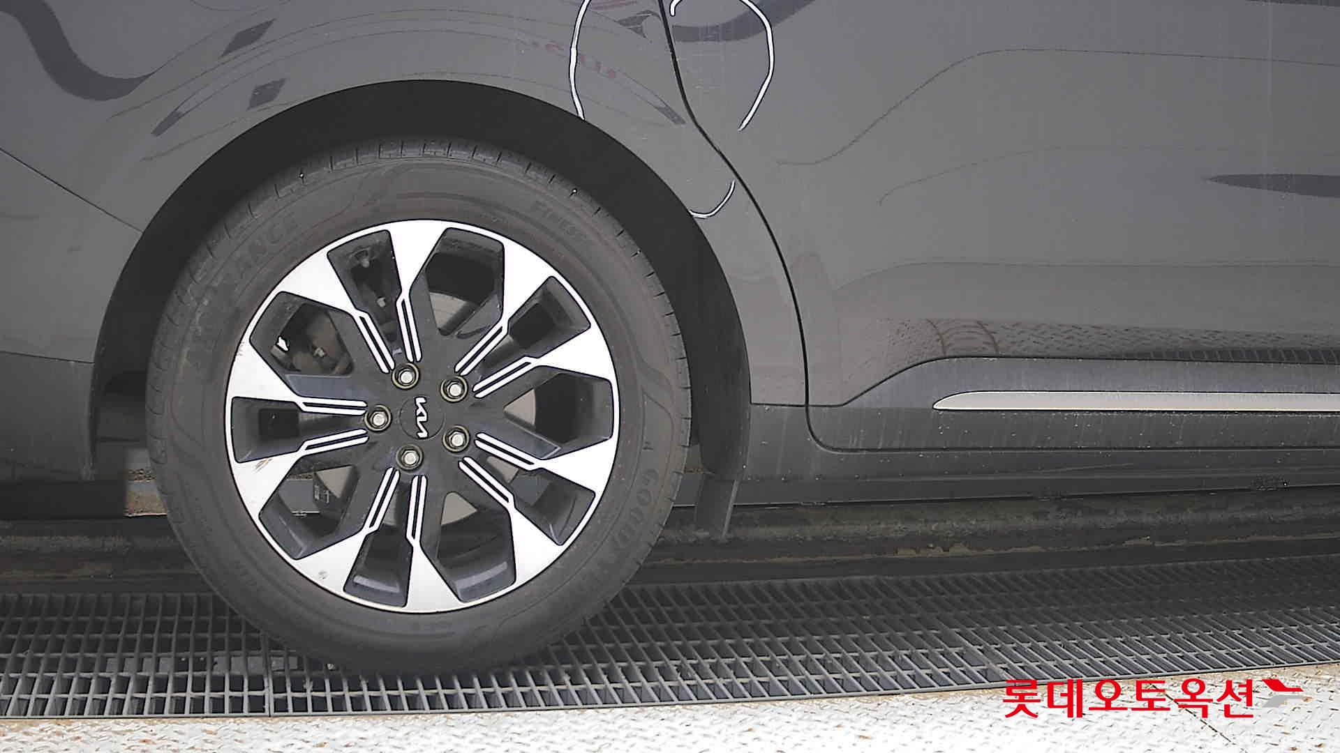 Kia Carnival id 3476471 из Кореи 24