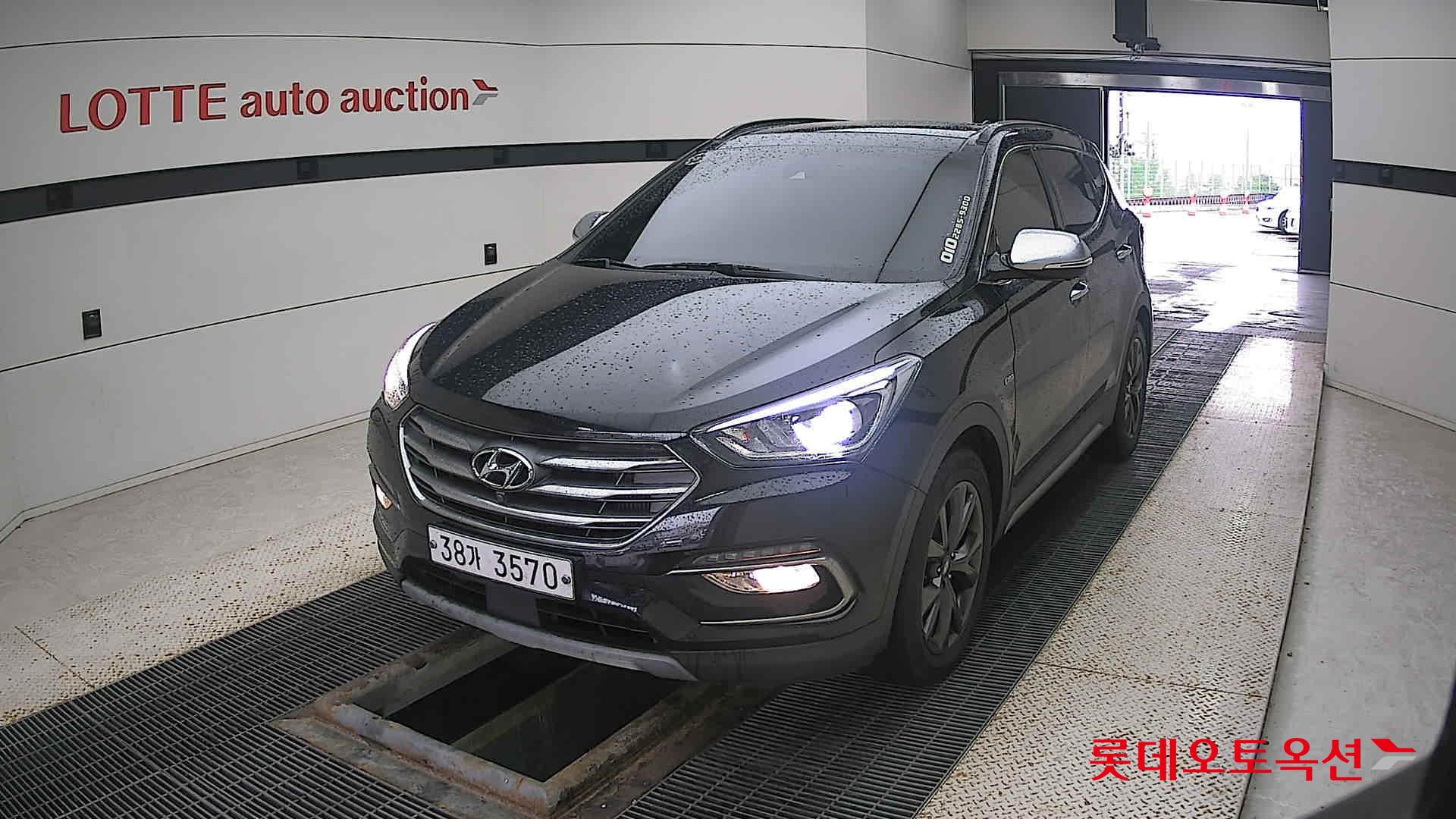 Hyundai Santa Fe 2018 Черный из Кореи