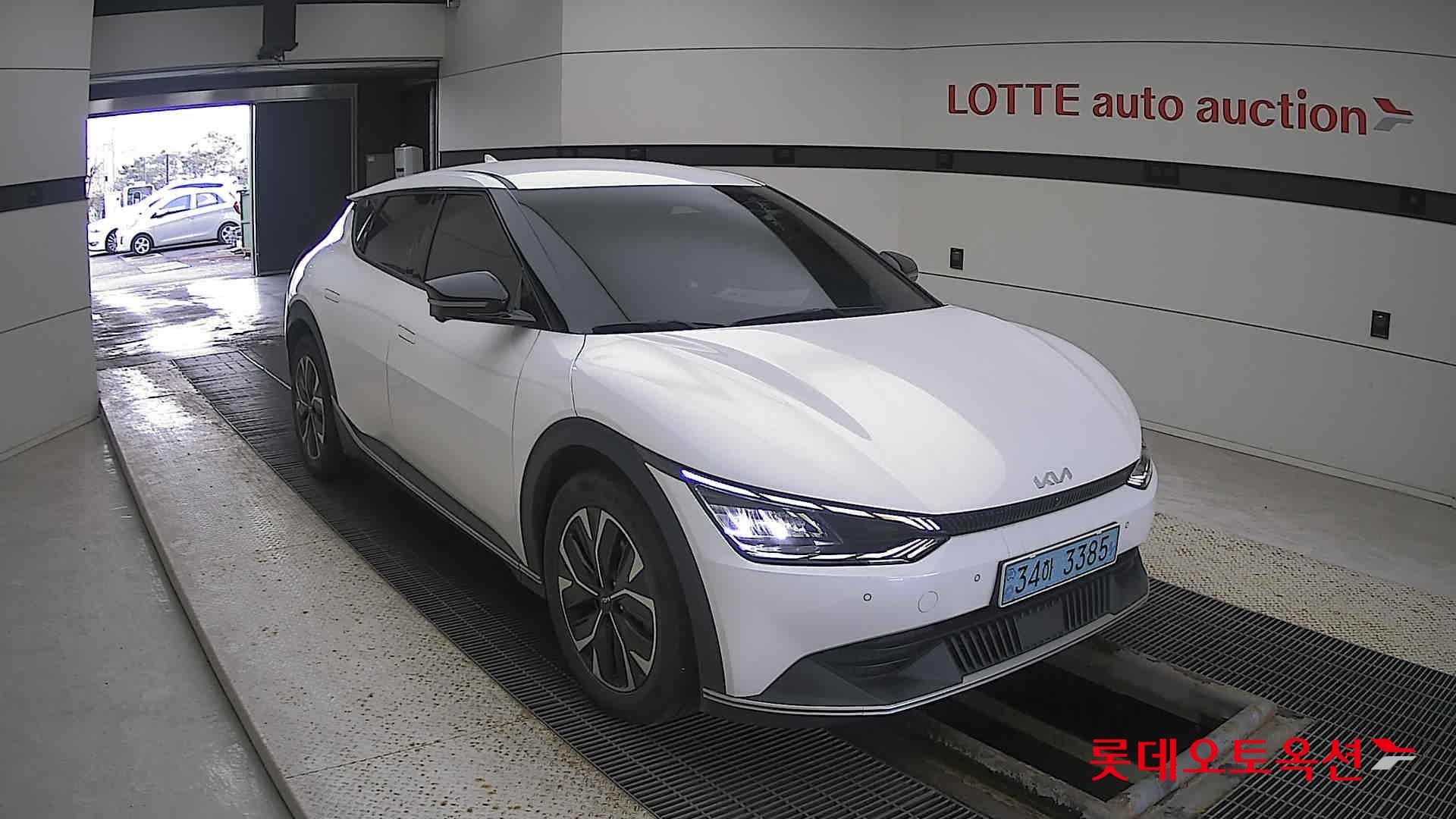 Kia EV6 2022 Белый из Кореи, фото 2