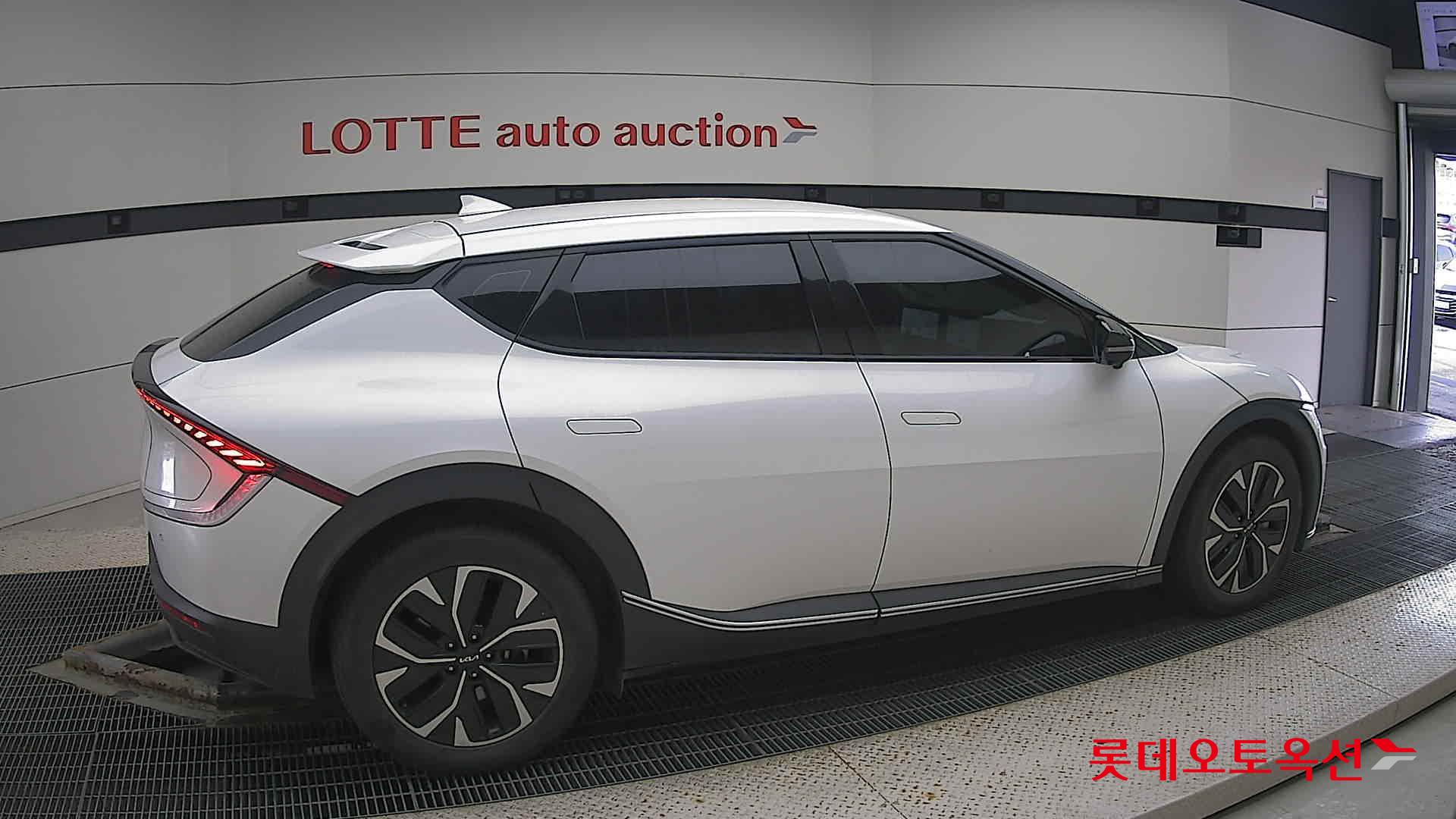 Kia EV6 id 3466797 из Кореи 18