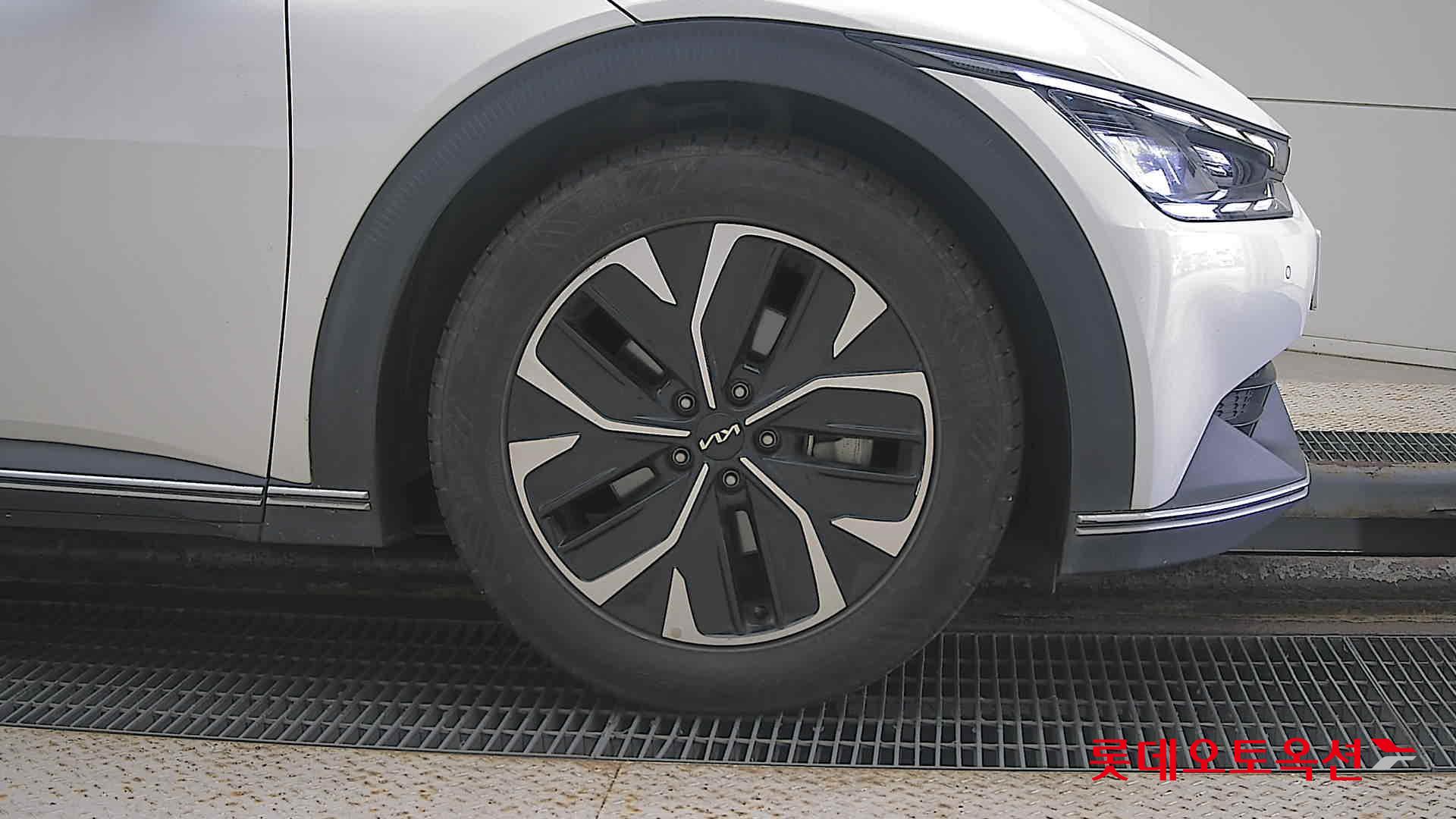 Kia EV6 id 3466797 из Кореи 23