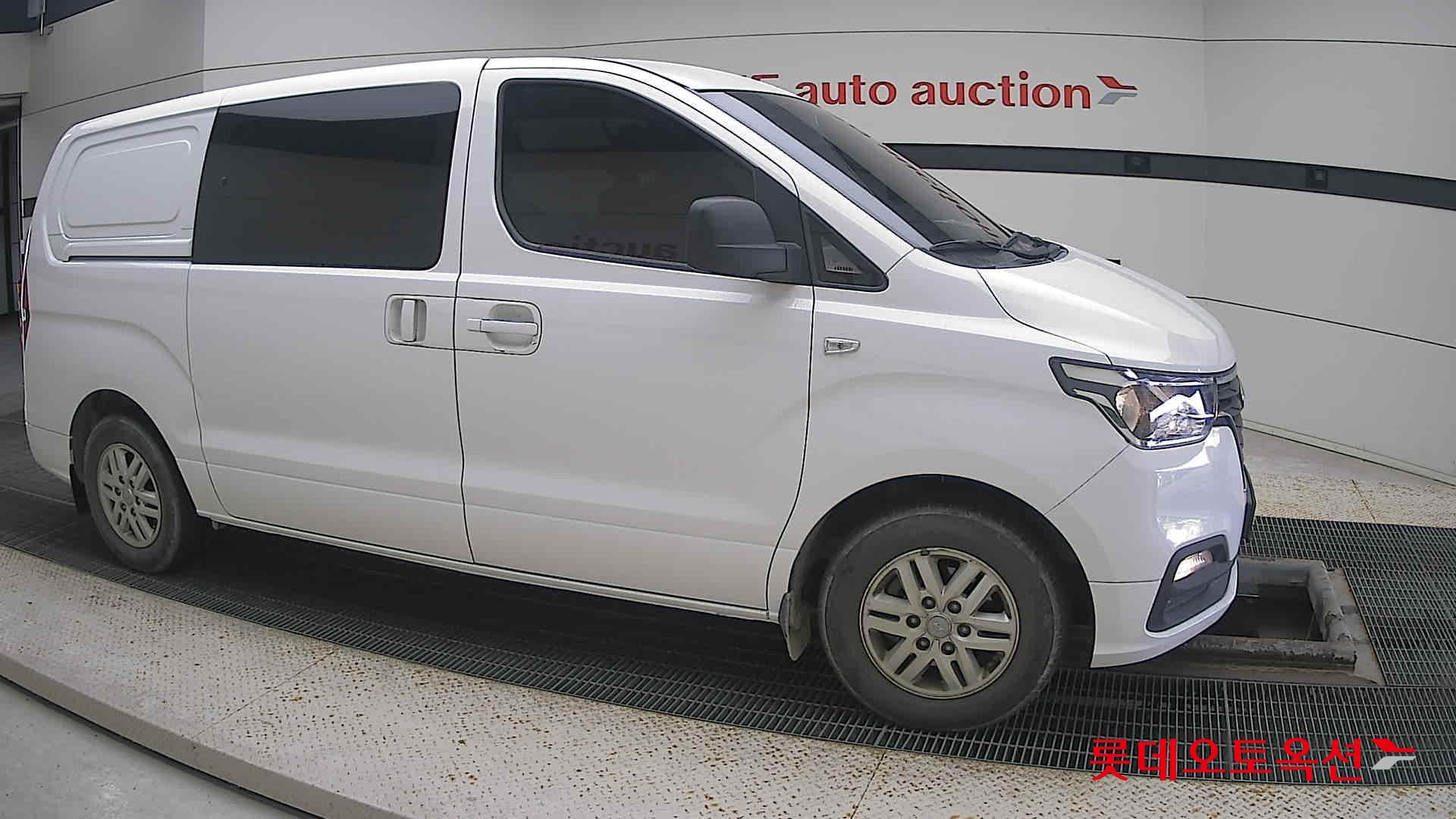 Hyundai Grand Starex id 3466865 из Кореи 17