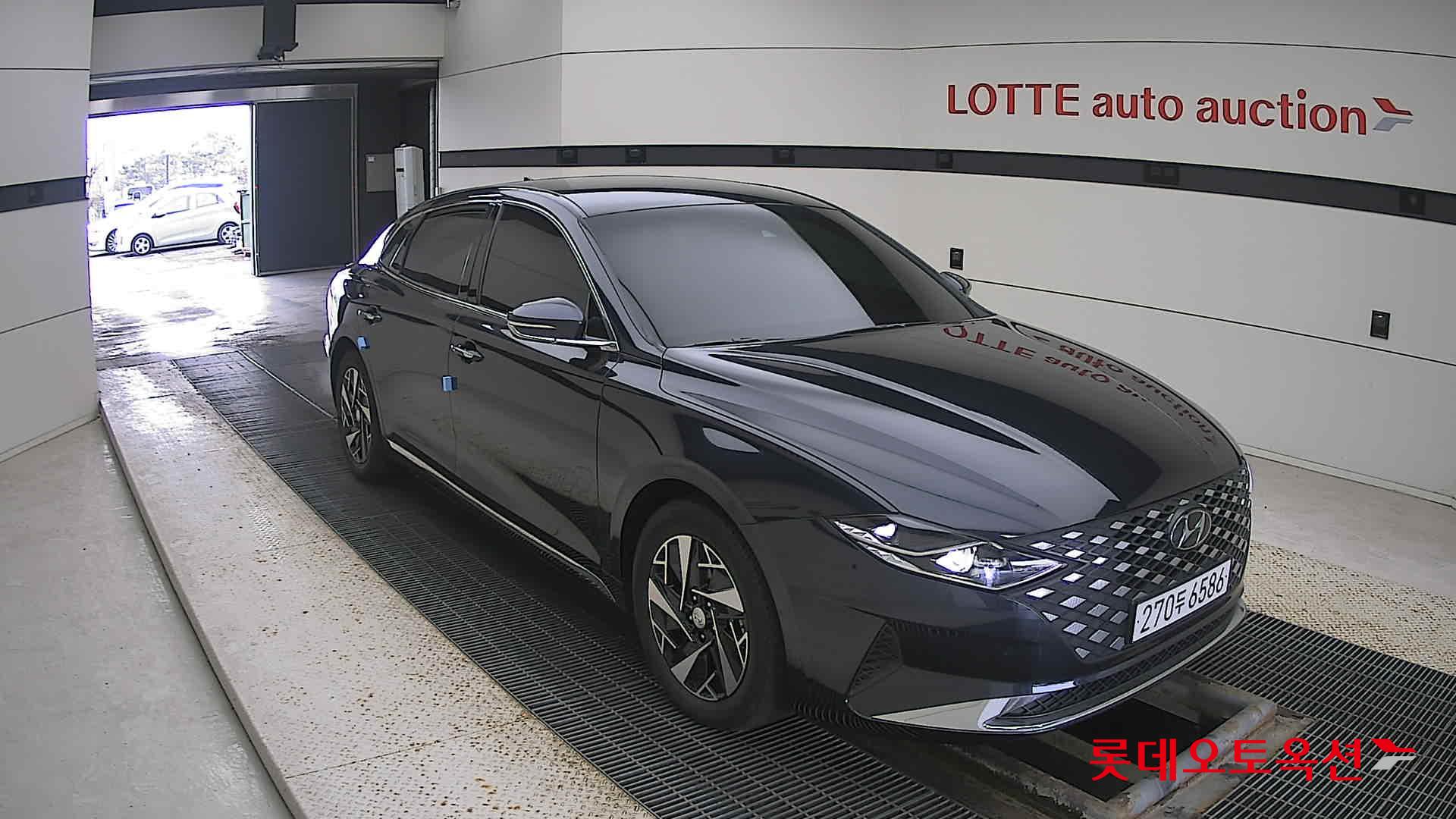 Hyundai Grandeur Hybrid 2022 Другое из Кореи, фото 2