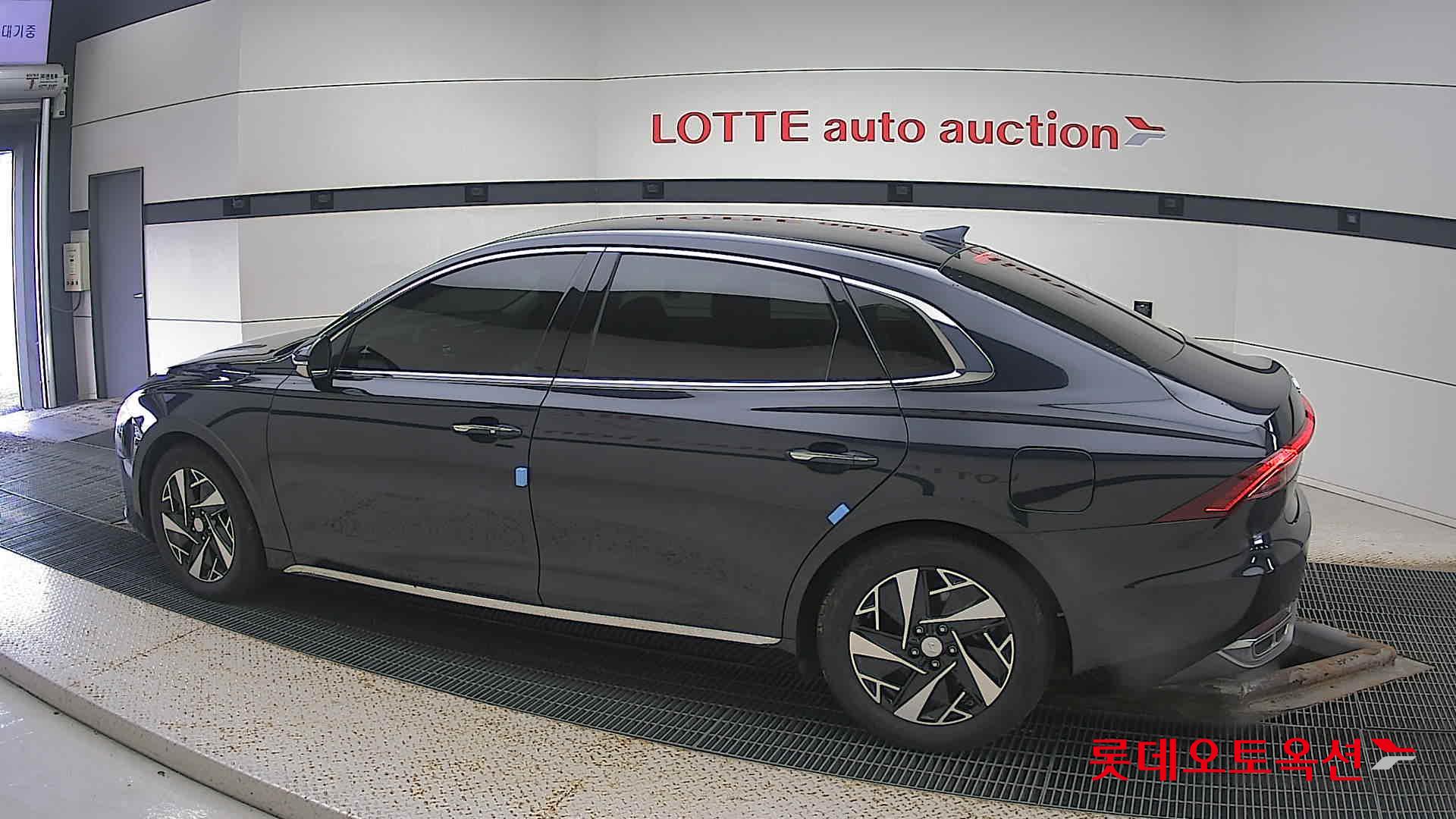 Hyundai Grandeur Hybrid id 3466831 из Кореи 11