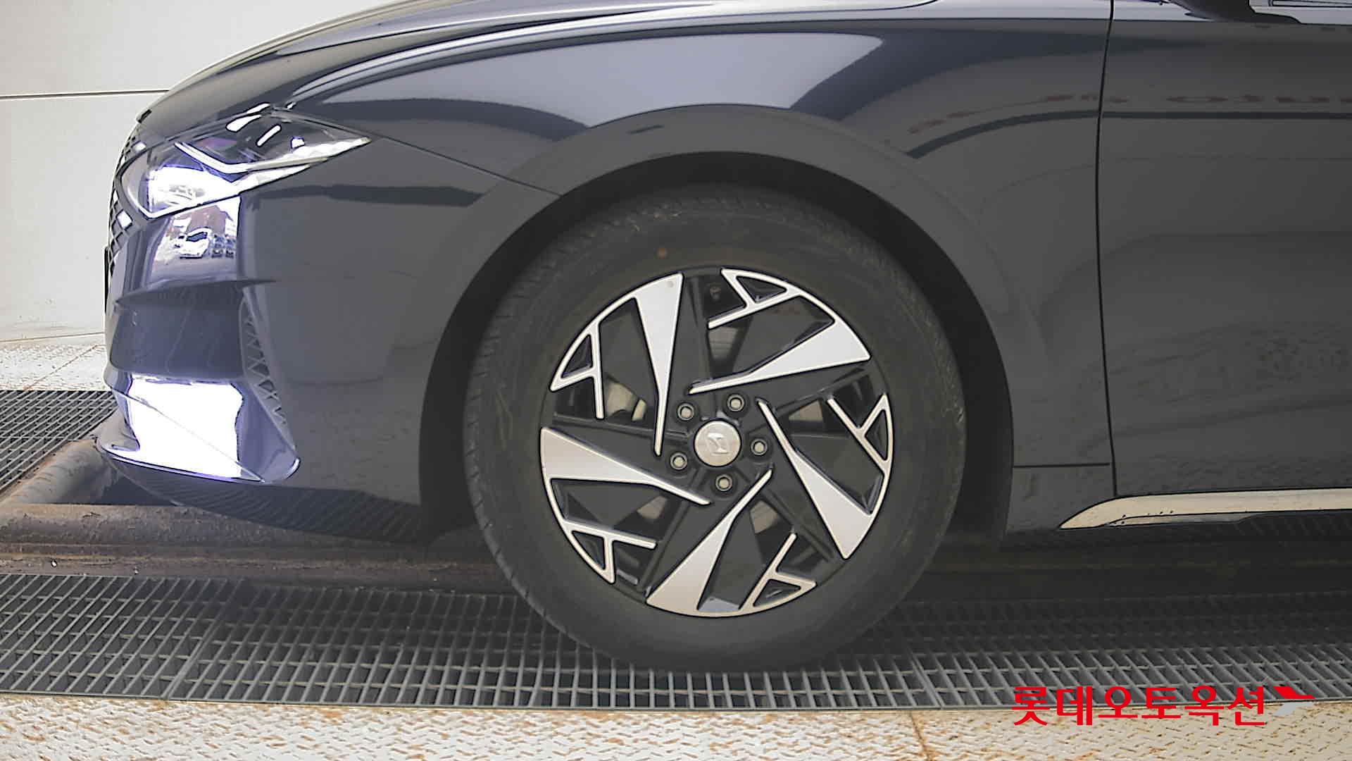 Hyundai Grandeur Hybrid id 3466831 из Кореи 21